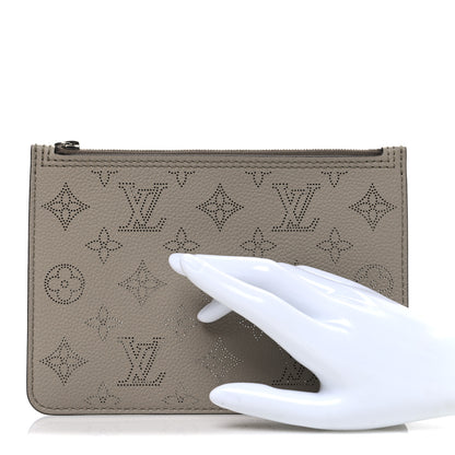 Louis Vuitton Mahina Girolata Zipped Pocket Galet 2 of 5