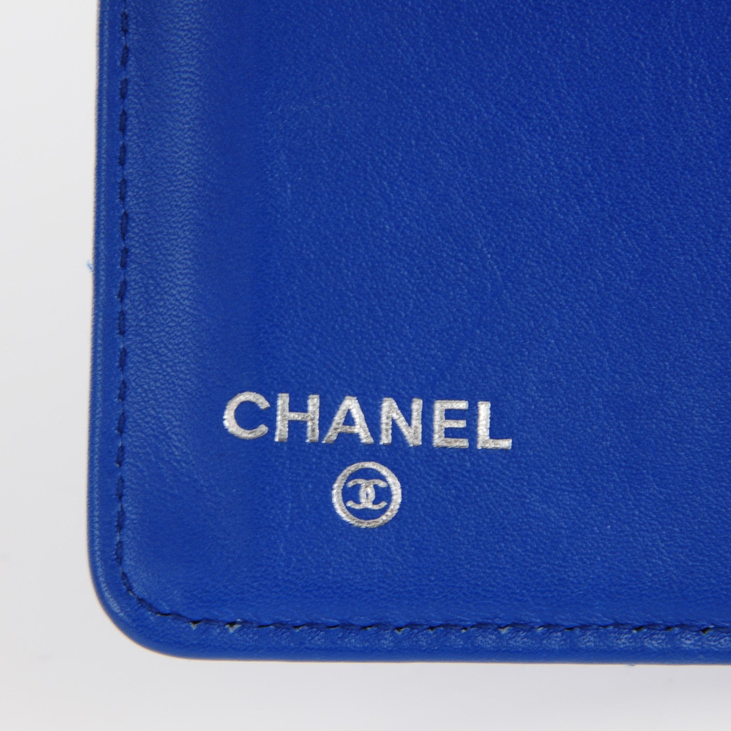 Chanel Patent Calfskin Quilted Yen Wallet Blue 5 of 9