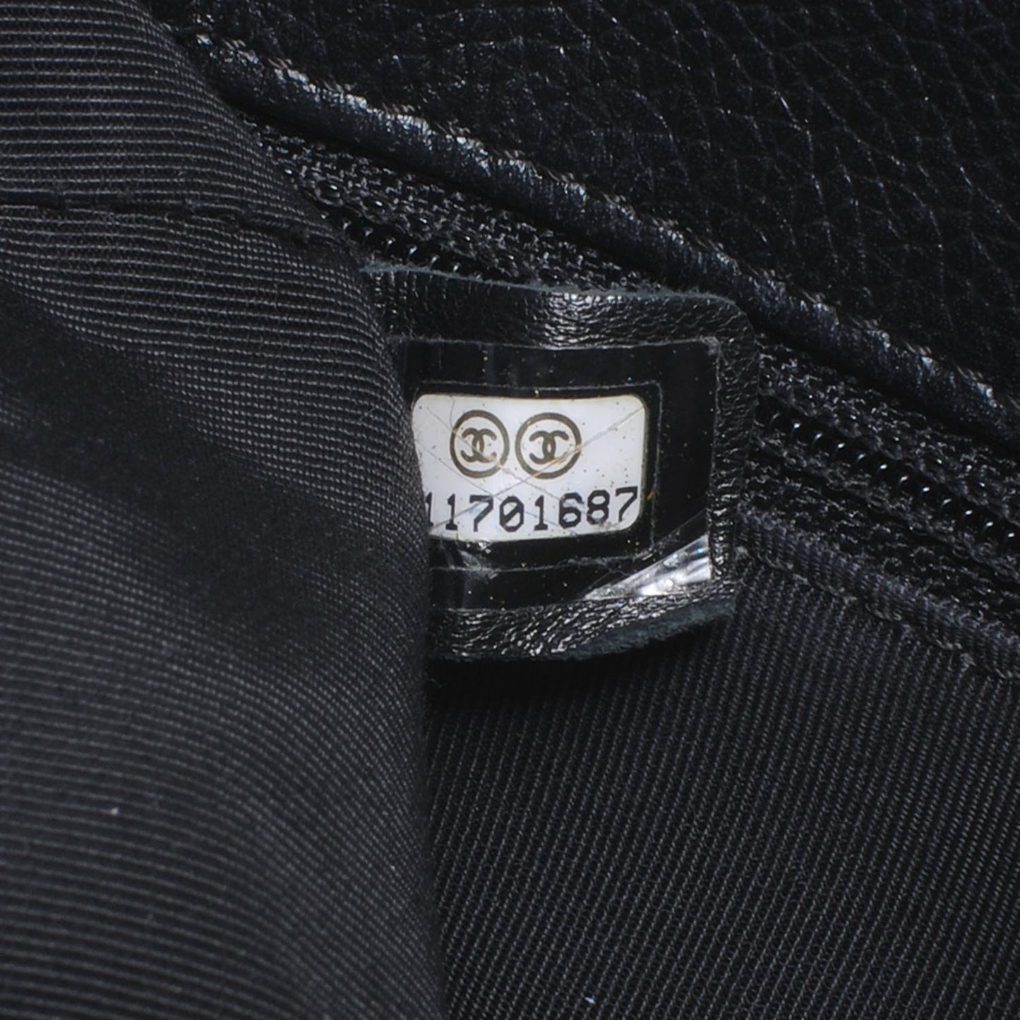 Calfskin Cerf Executive Shopper Tote Black