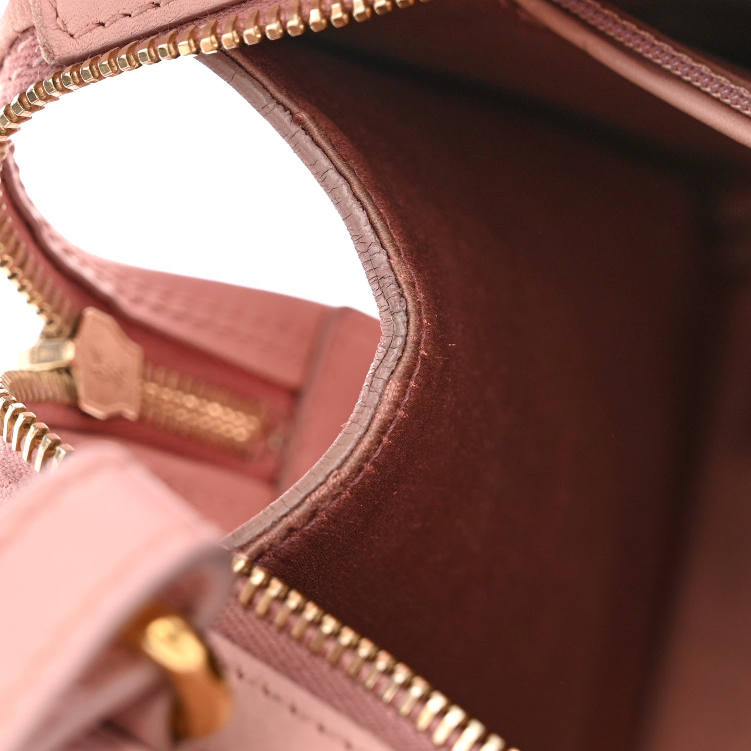 Saint Laurent Textured Calfskin Small Cabas ChYc Light Pink 9 of 21
