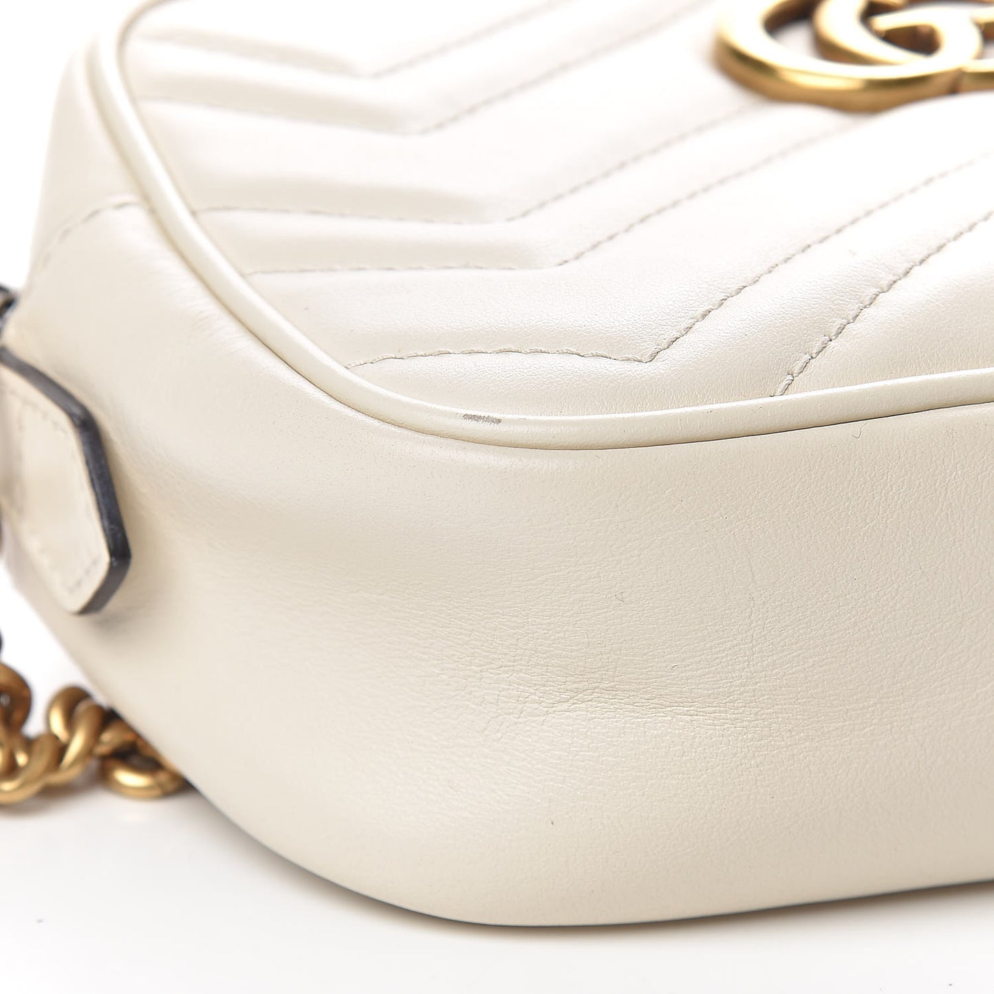 Calfskin Matelasse Mini GG Marmont Chain Shoulder Bag White