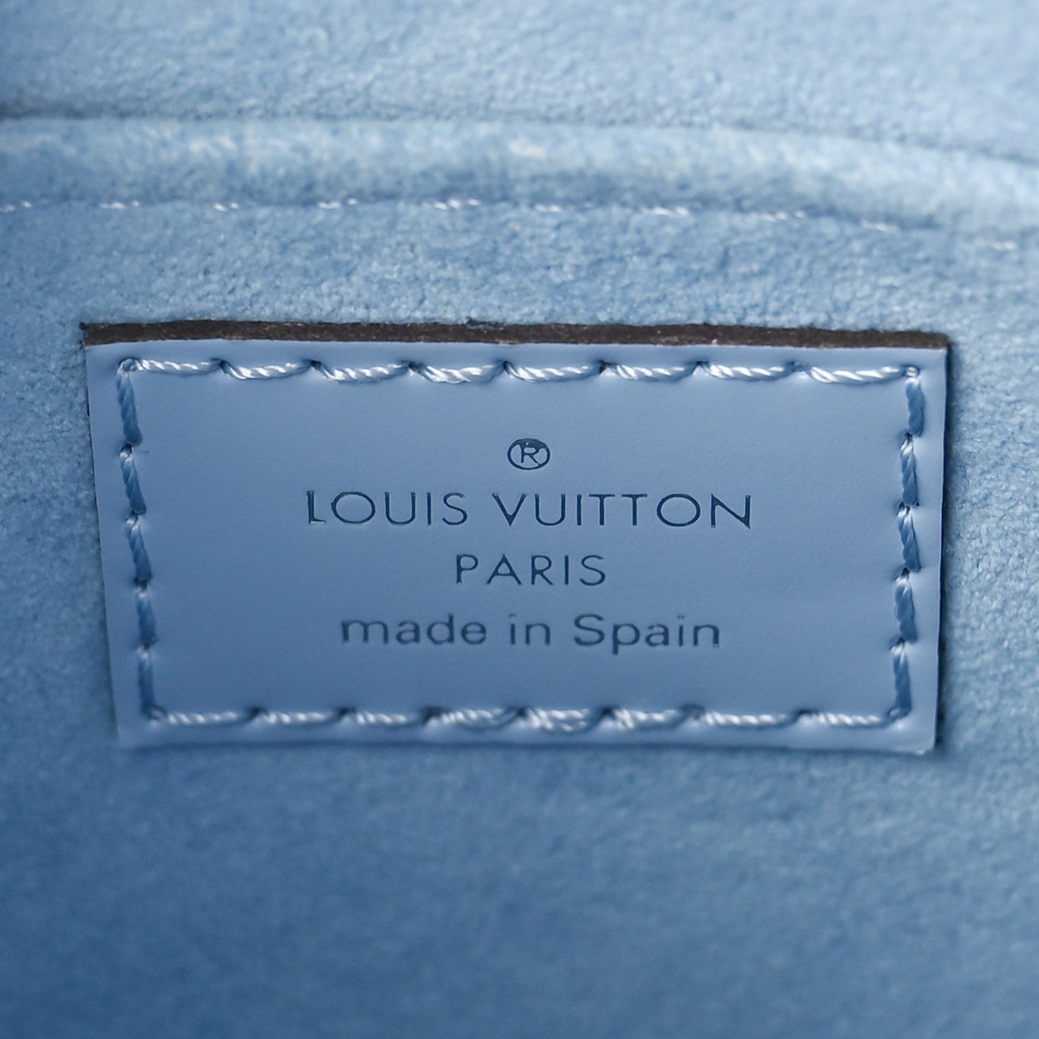 Louis Vuitton Epi Petit Sac Plat Nuage 6 of 9