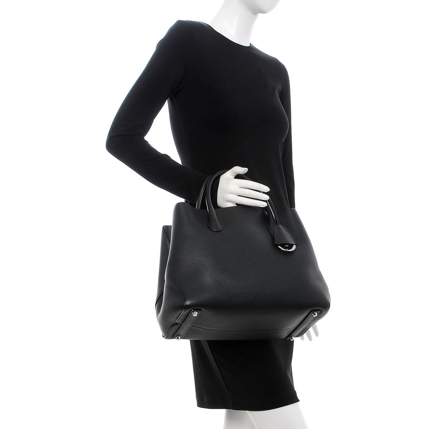 Supple Grained Calfskin Large Open Bar Tote Black