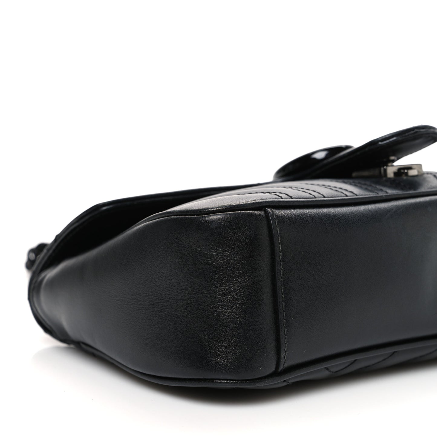 Calfskin Matelasse Monochrome Small GG Marmont Shoulder Bag Black