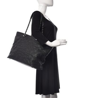 Chanel Grained Calfskin Quilted Large Daily Tote Black 2 of 12