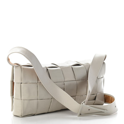 Bottega Veneta Lambskin Maxi Intrecciato Shoulder Bag Bag White 3 of 8
