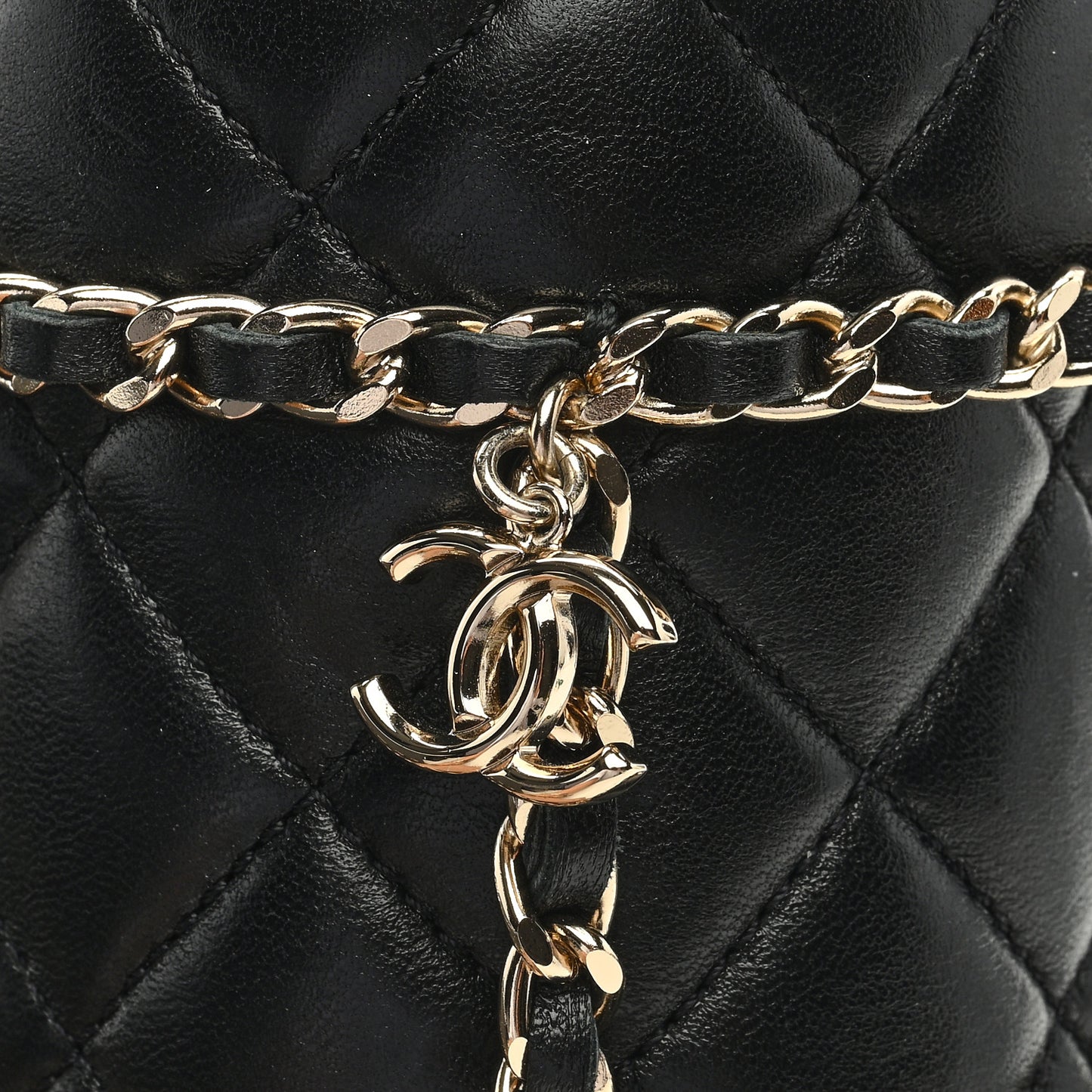 Lambskin Quilted CC To Drink Water Bottle Black Gold