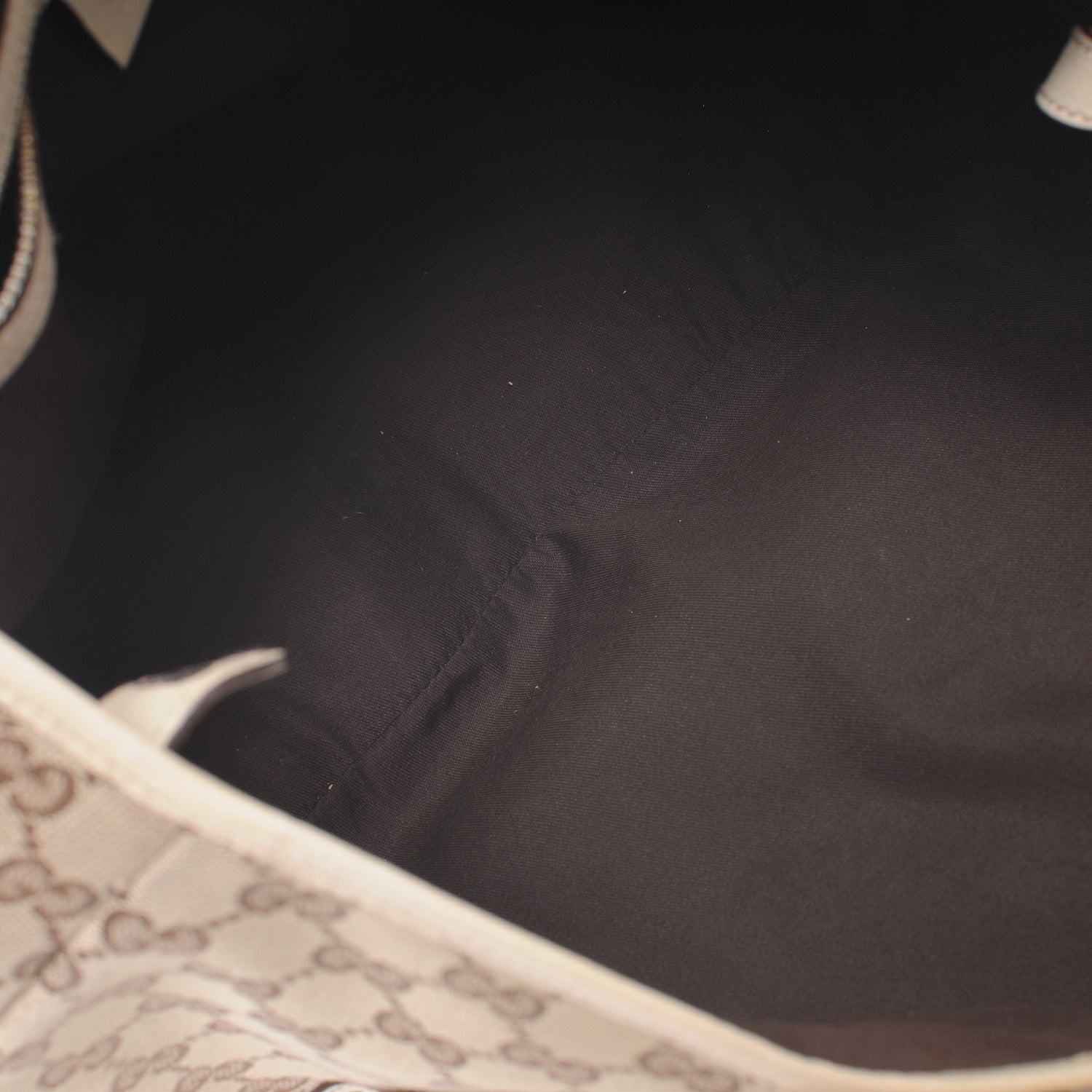 Gucci Monogram Small Pelham Ivory 6 of 8