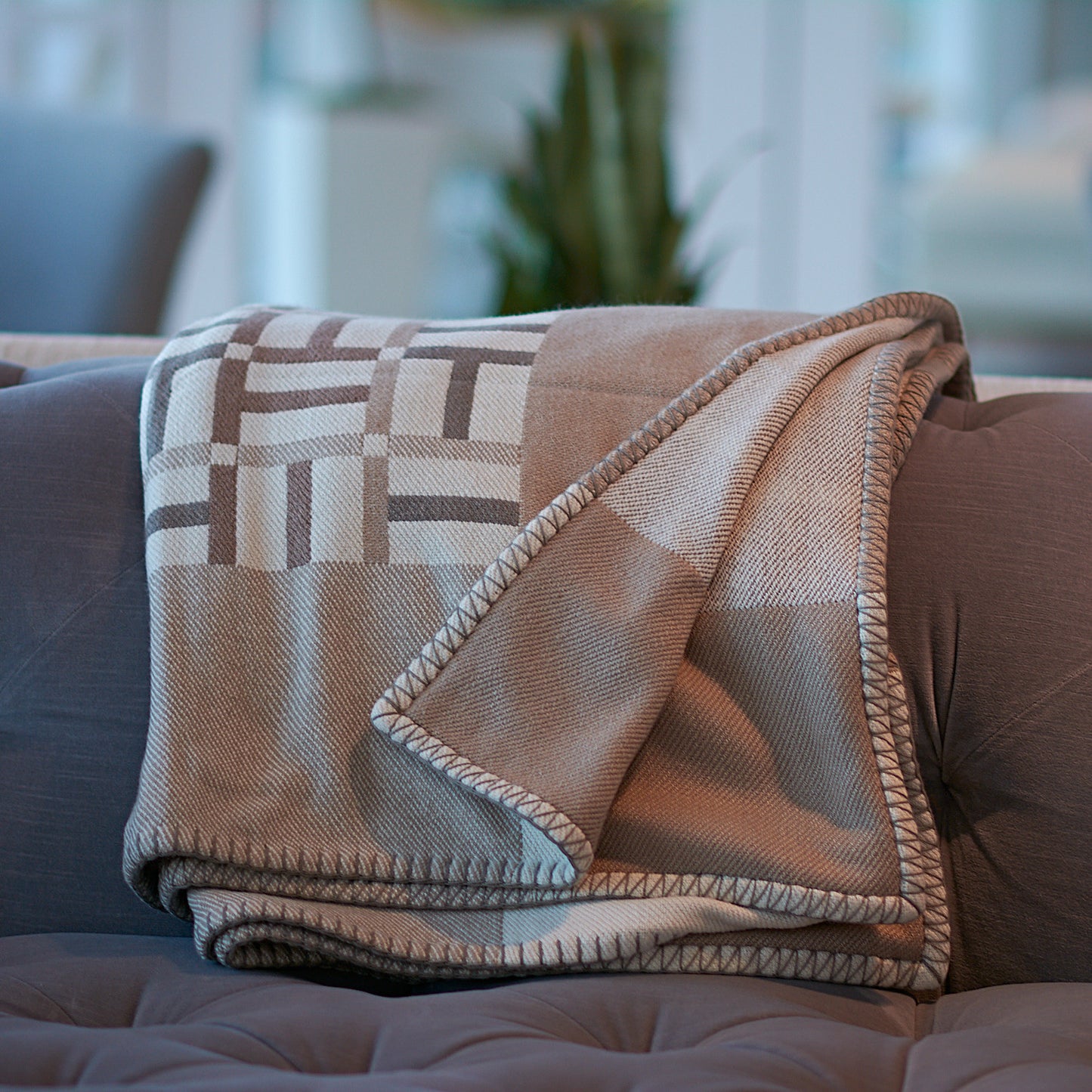 Cashmere Facade Avalon Blanket Sable