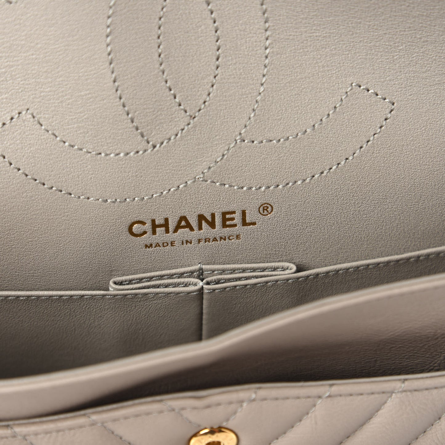 Calfskin Chevron Quilted 2.55 Reissue 226 Flap Grey