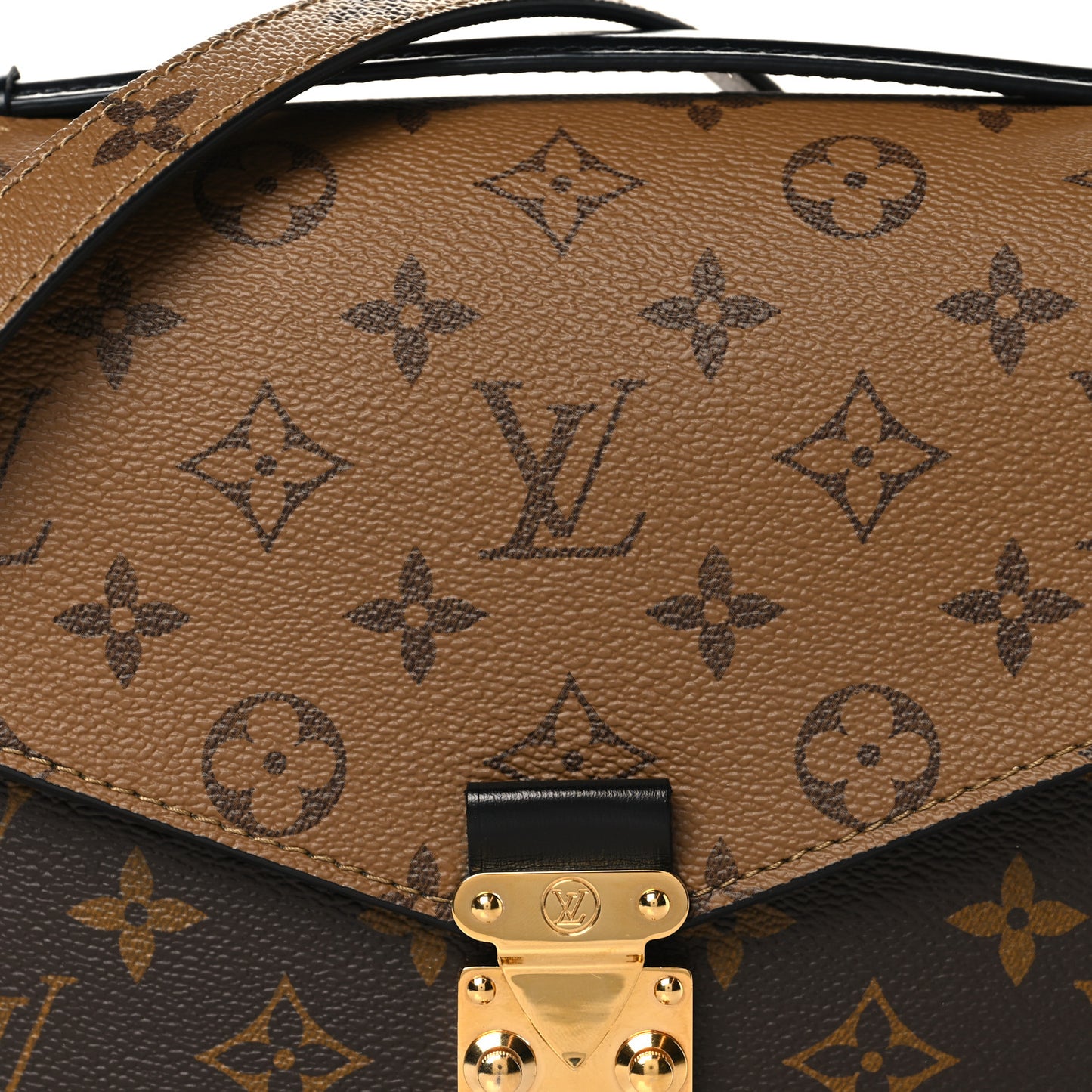Reverse Monogram Pochette Metis
