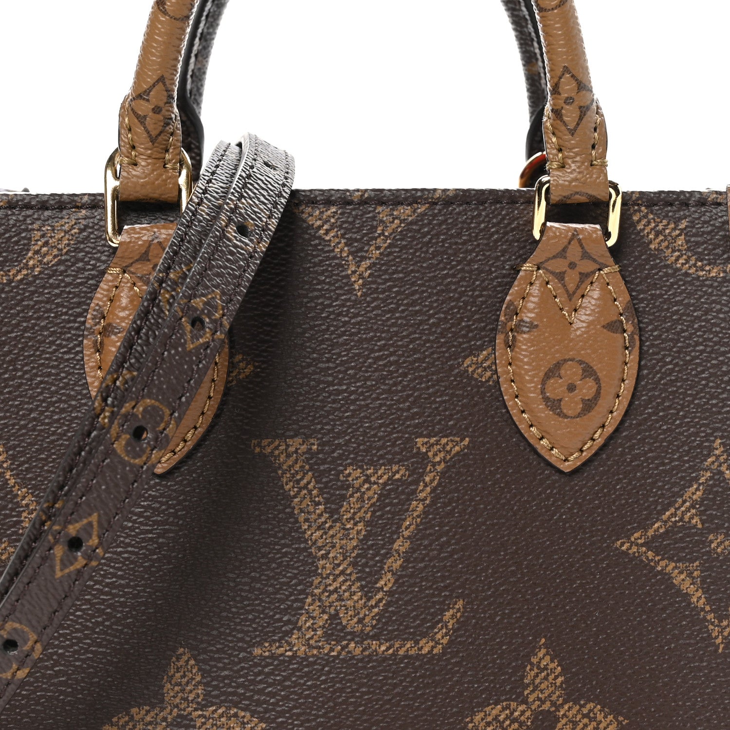 Louis Vuitton Reverse Monogram Giant Onthego BB 7 of 9