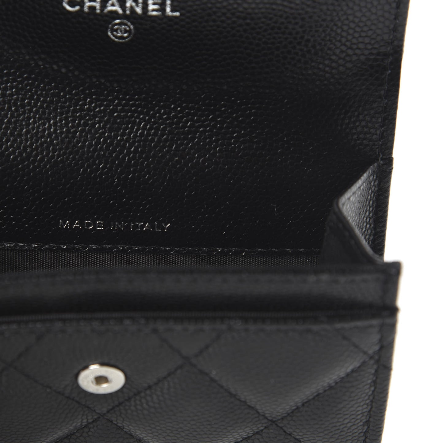 Caviar Quilted My Everything Flap Card Holder Black