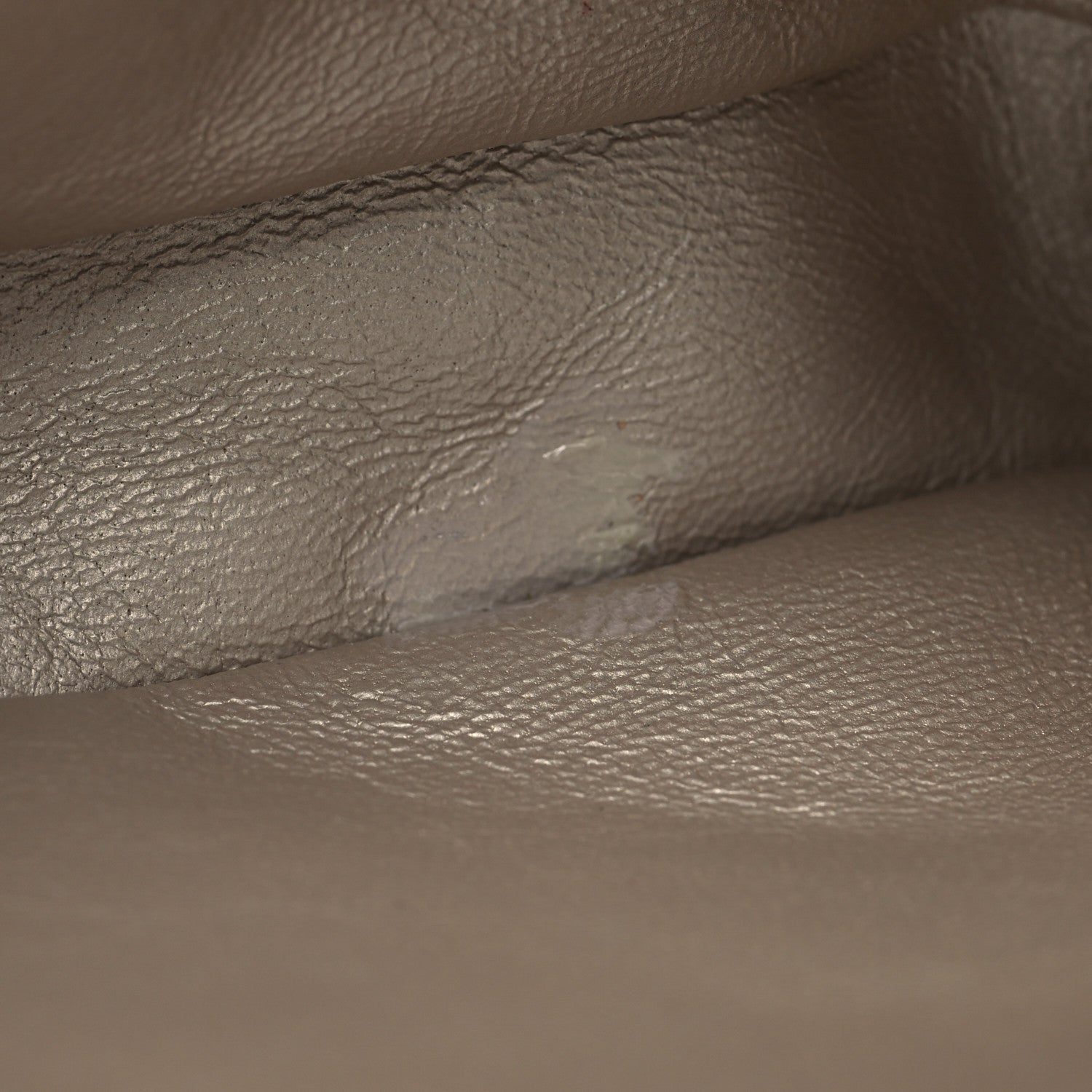 Chanel Iridescent Calfskin Quilted Large Roll 2.55 Reissue Clutch Light Gold 11 of 11