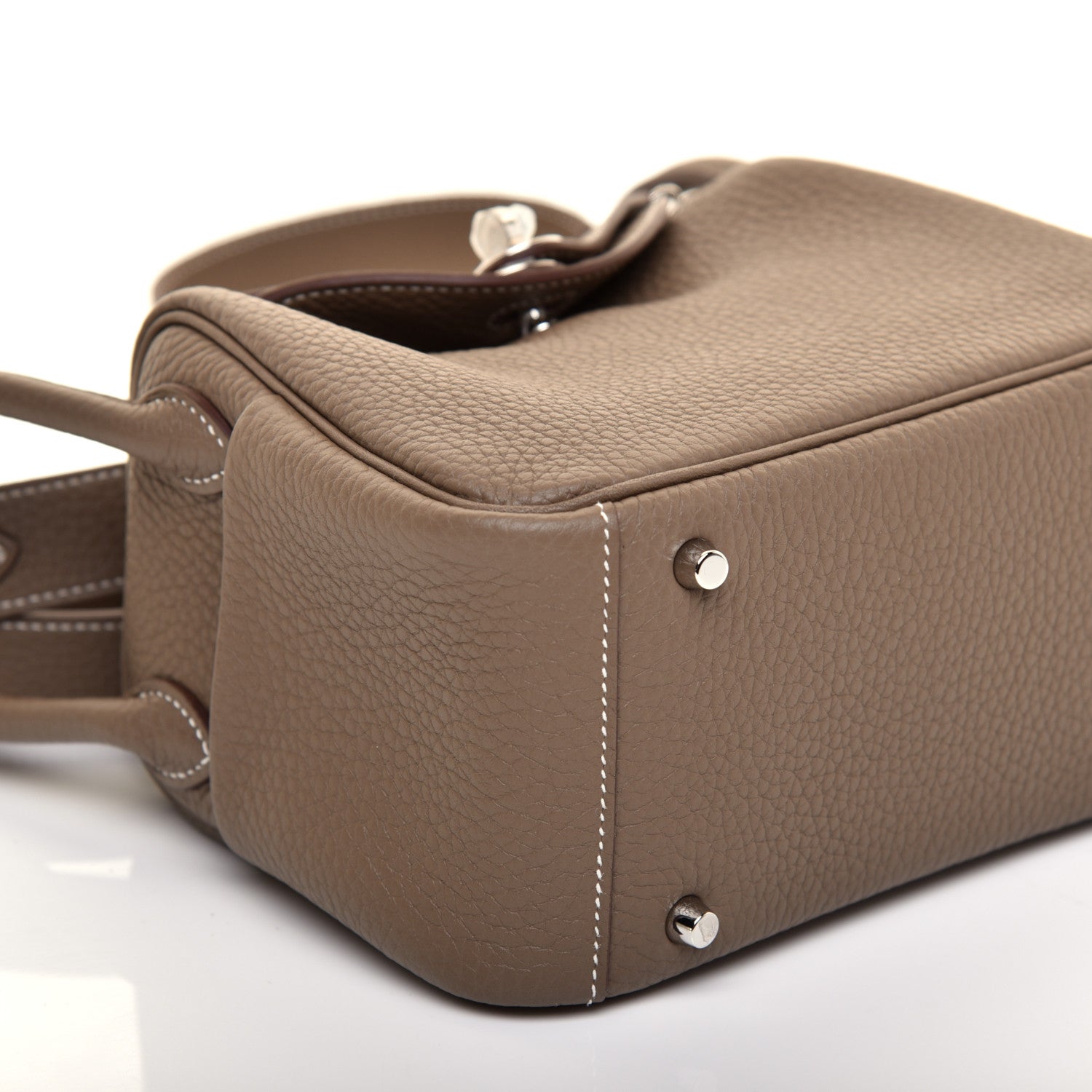 Hermes Taurillon Clemence Mini Lindy 20 Etoupe 6 of 10