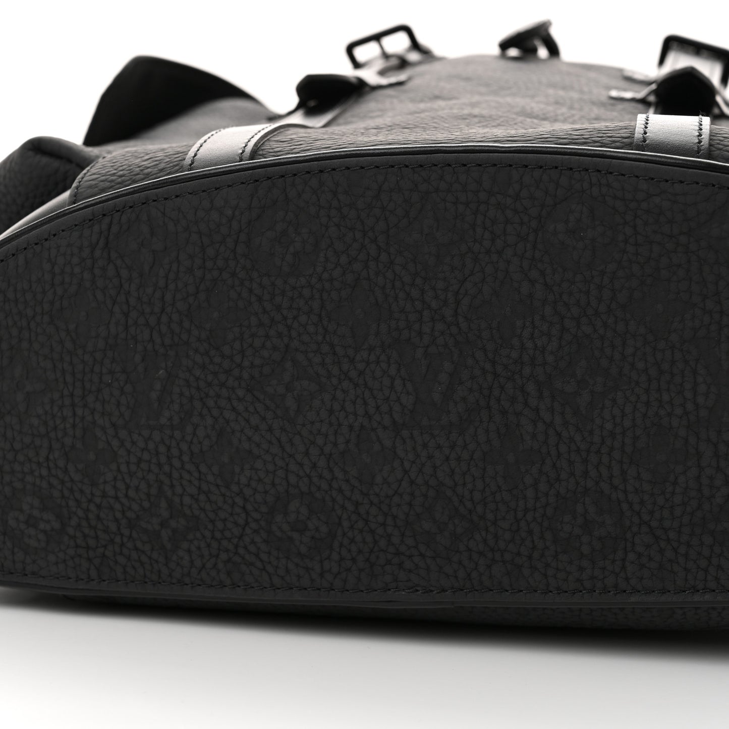 Taurillon Monogram Christopher MM Backpack Black
