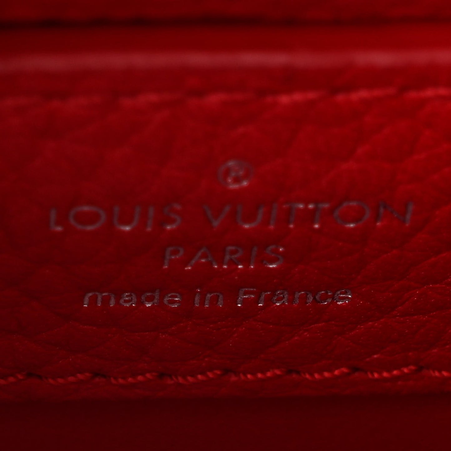 Taurillon Capucines PM Rubis