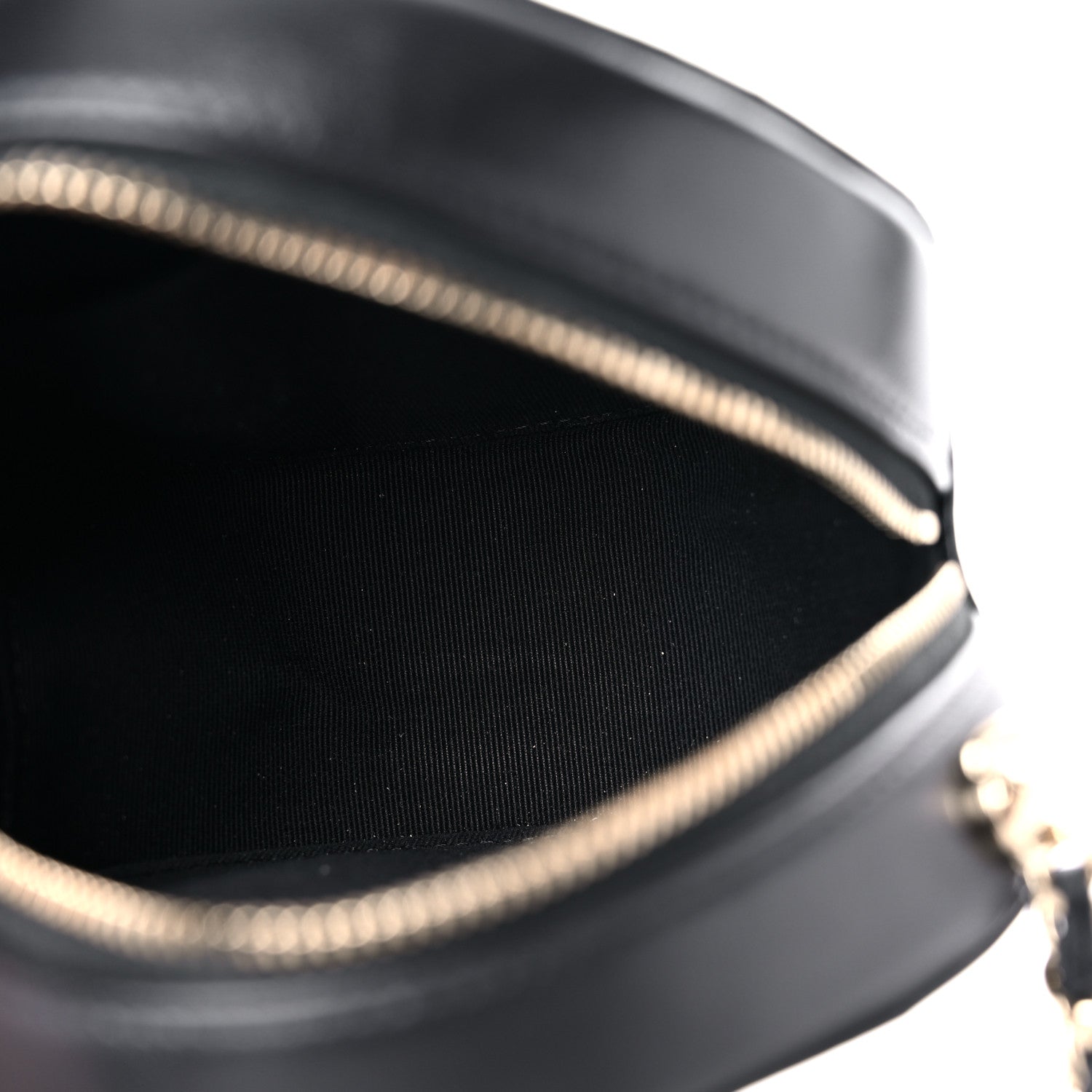 Chanel Lambskin Quilted Pearl Chain Round Clutch With Chain Black 4 of 9