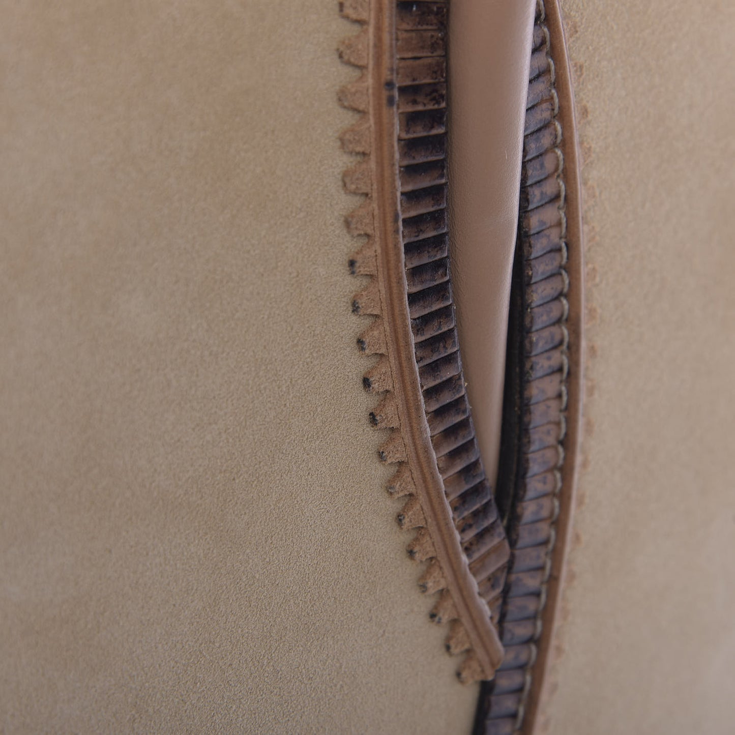 Trepointe Suede Large Paloma Ivory
