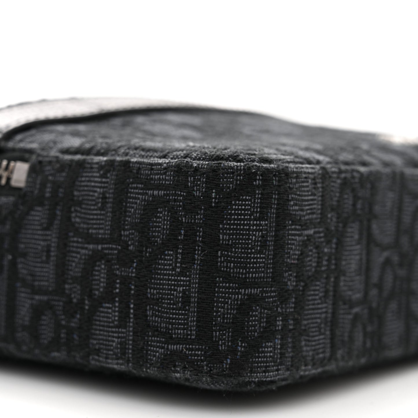 HOMME Oblique Safari Messenger Black