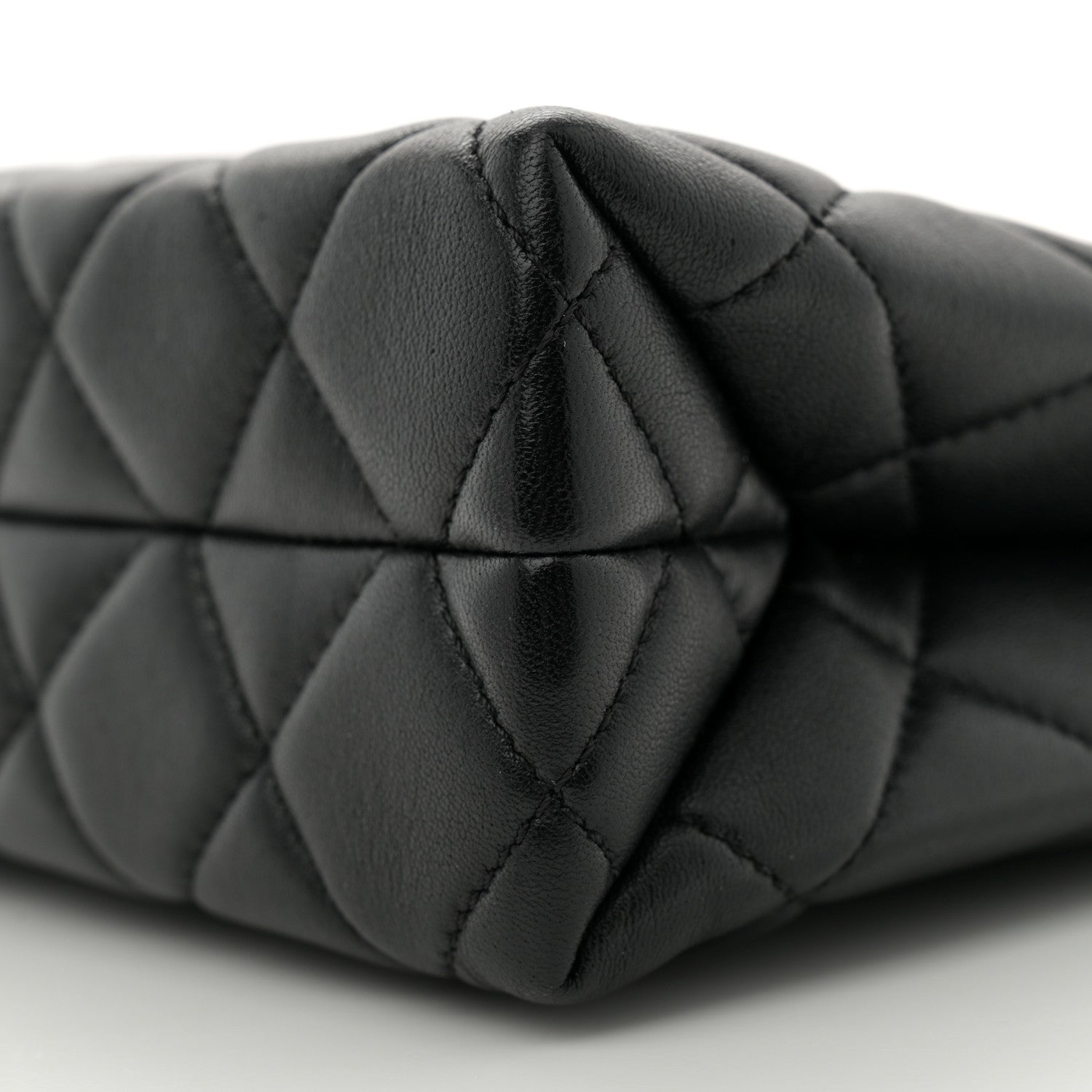 Chanel Shiny Lambskin Quilted Enamel CC Shoulder Bag Black 11 of 12