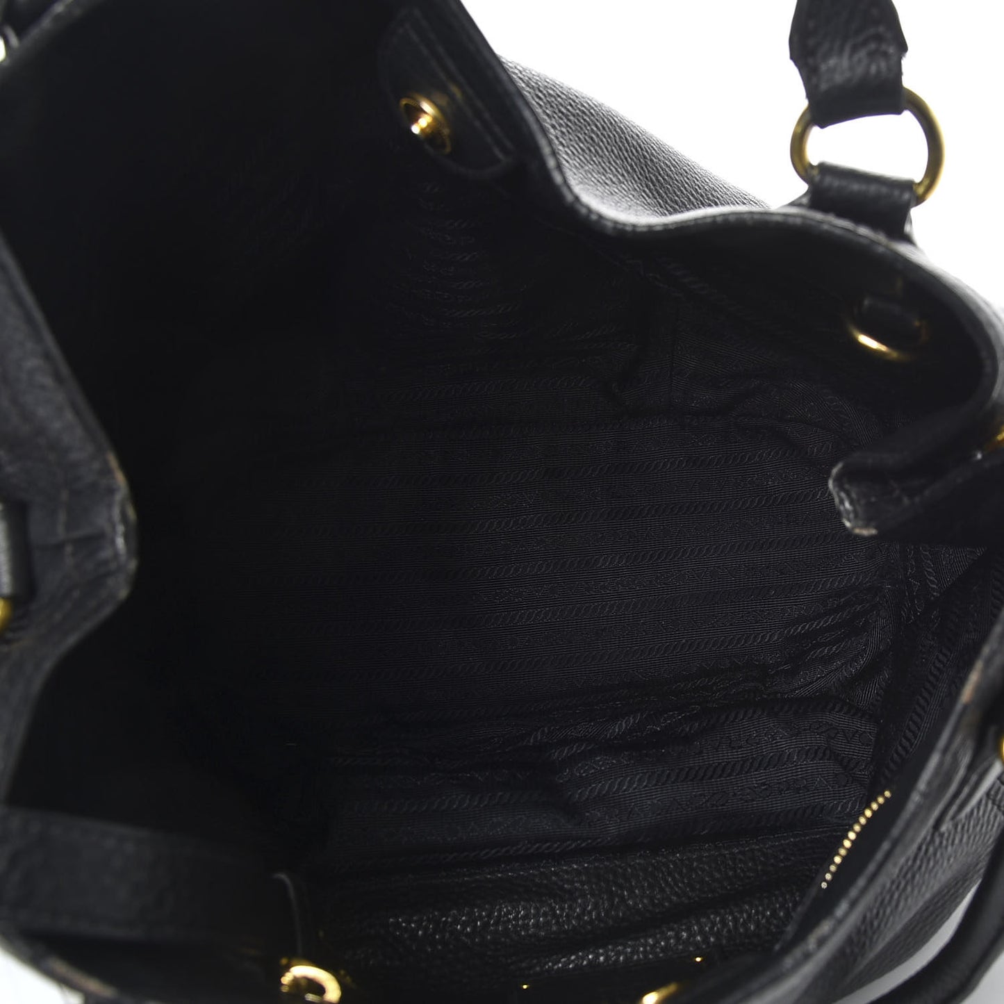Vitello Daino Shoulder Bag Black