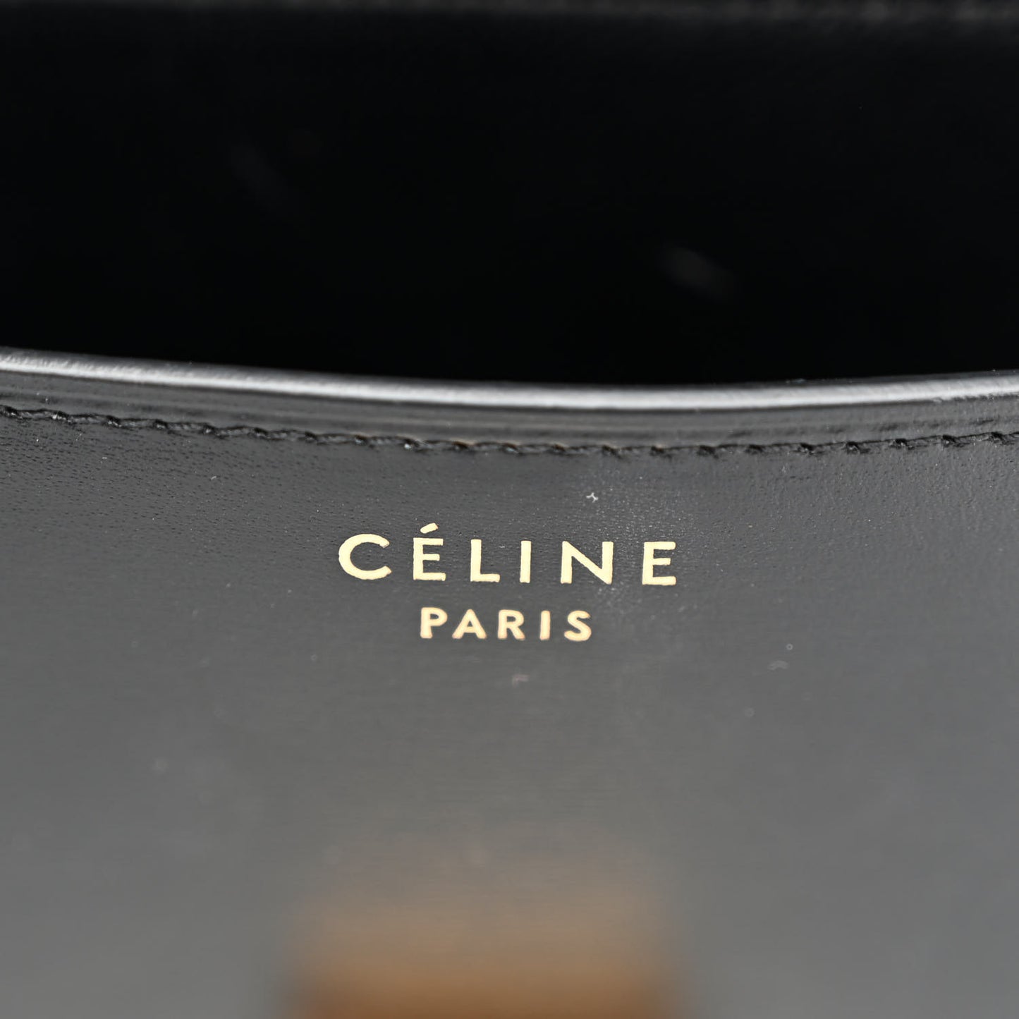 Box Calfskin Medium Classic Box Flap Bag Black