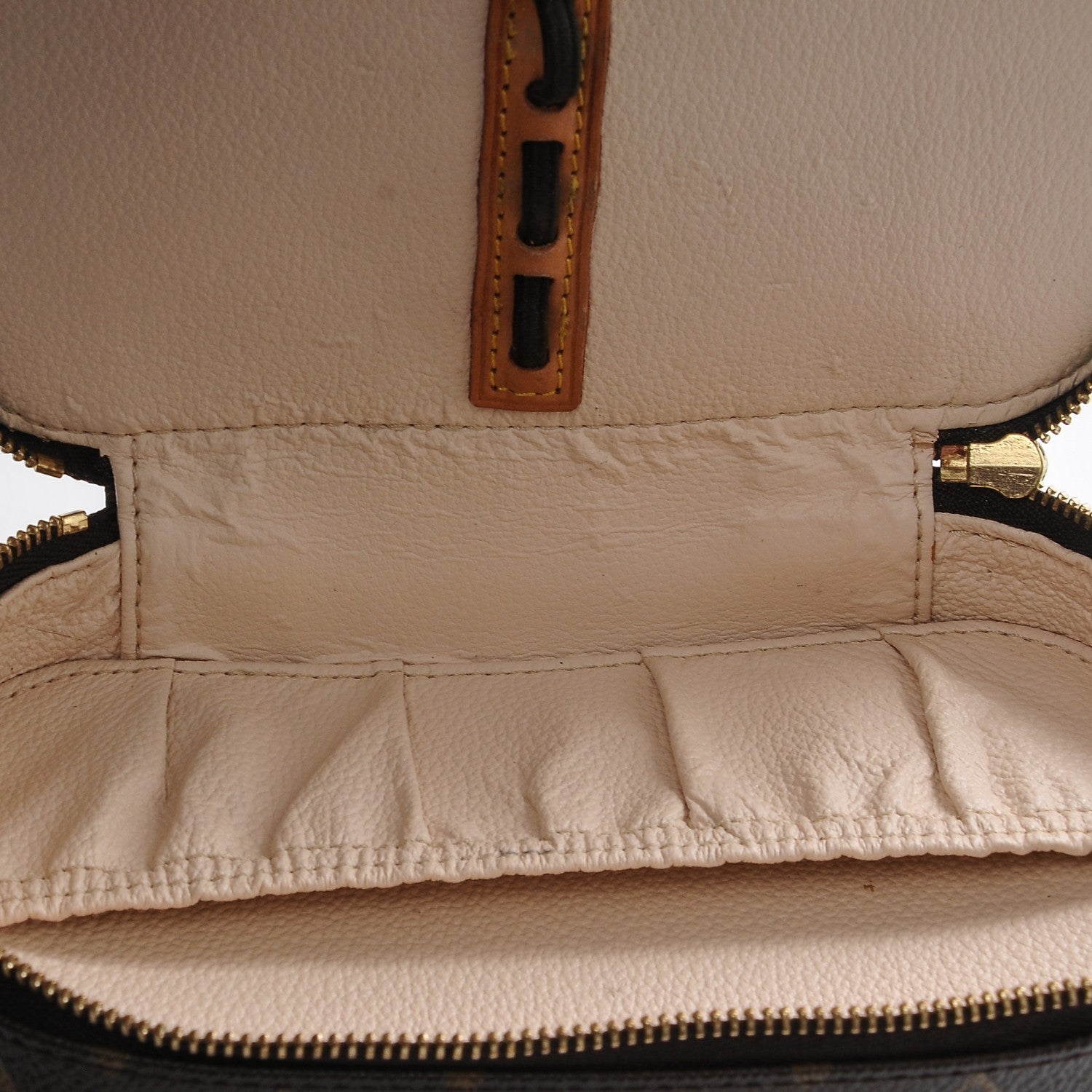 Louis Vuitton Monogram Trousse Blush PM 8 of 8