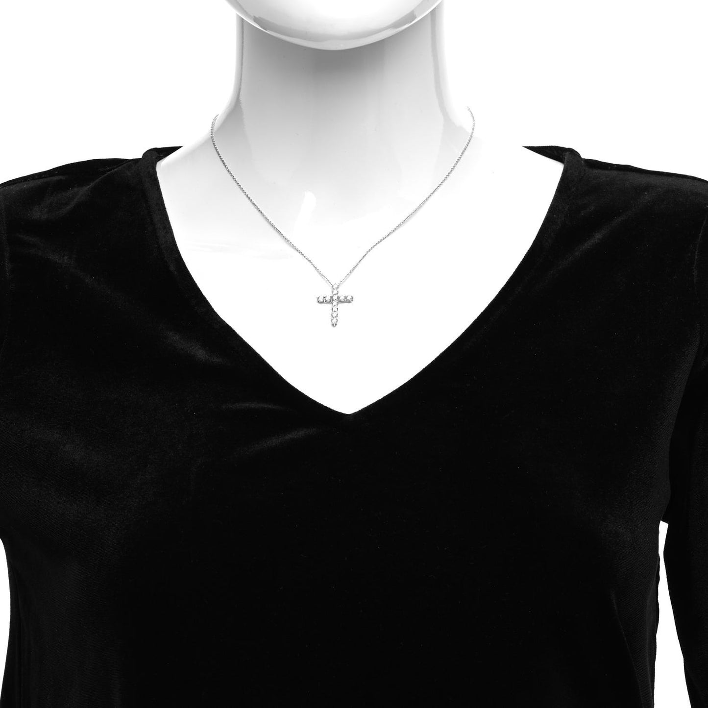 Platinum Diamond Medium Cross Pendant Necklace