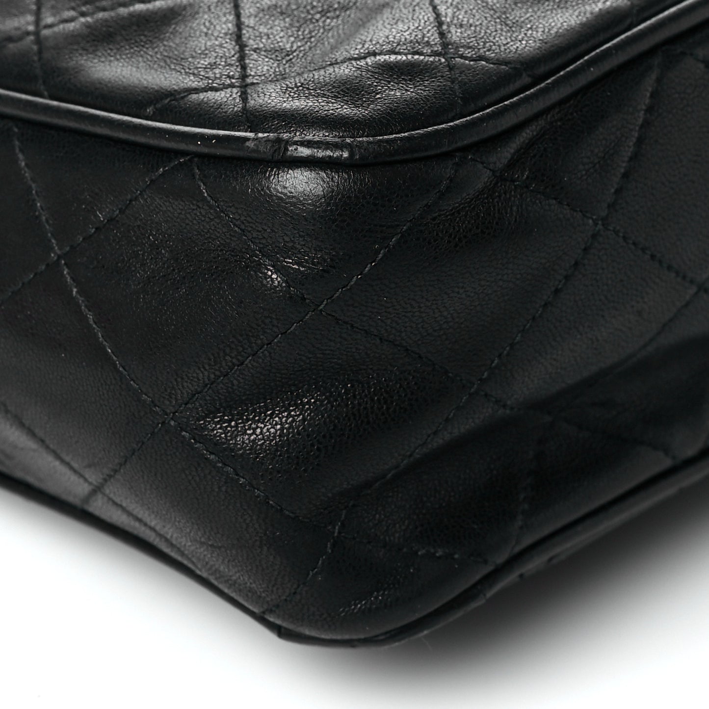 Lambskin Quilted CC Tassel Camera Case Black