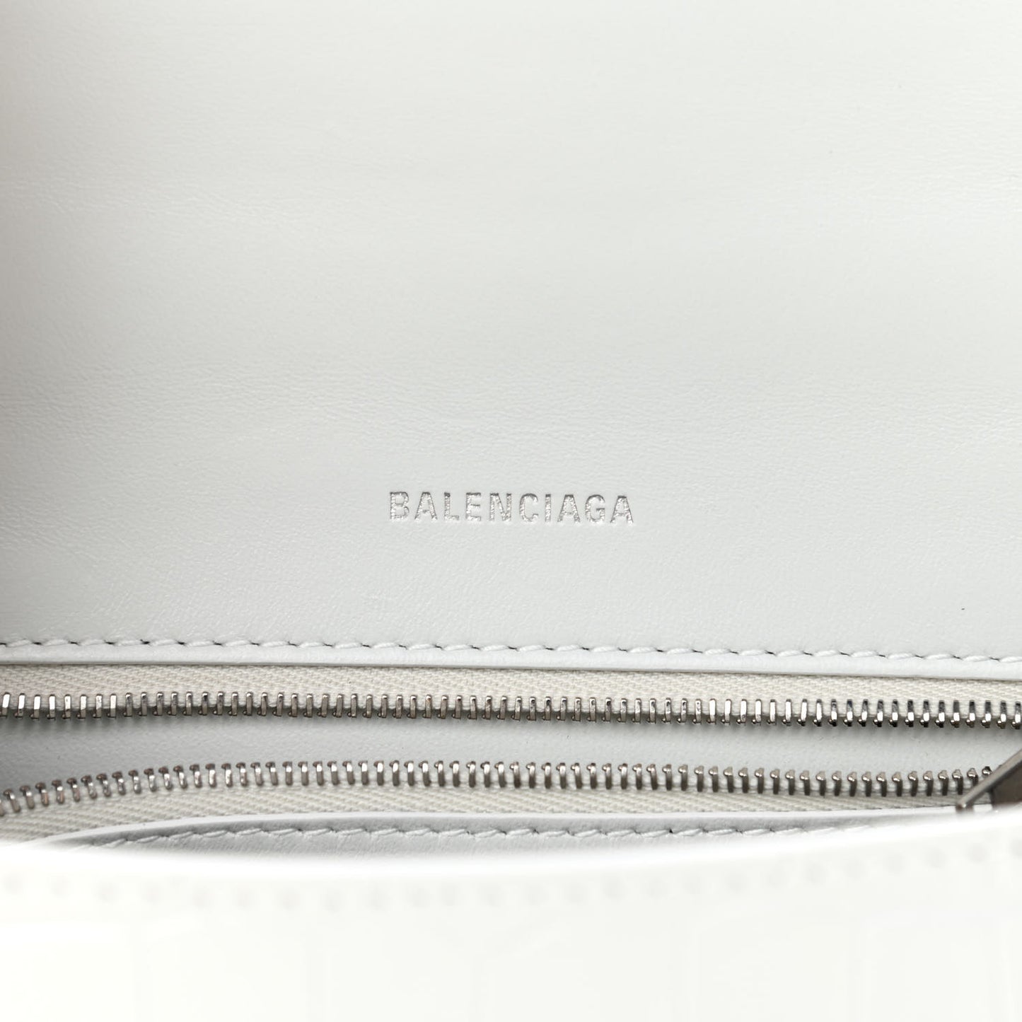 Calfskin Crocodile Embossed Small Hourglass Top Handle Bag White