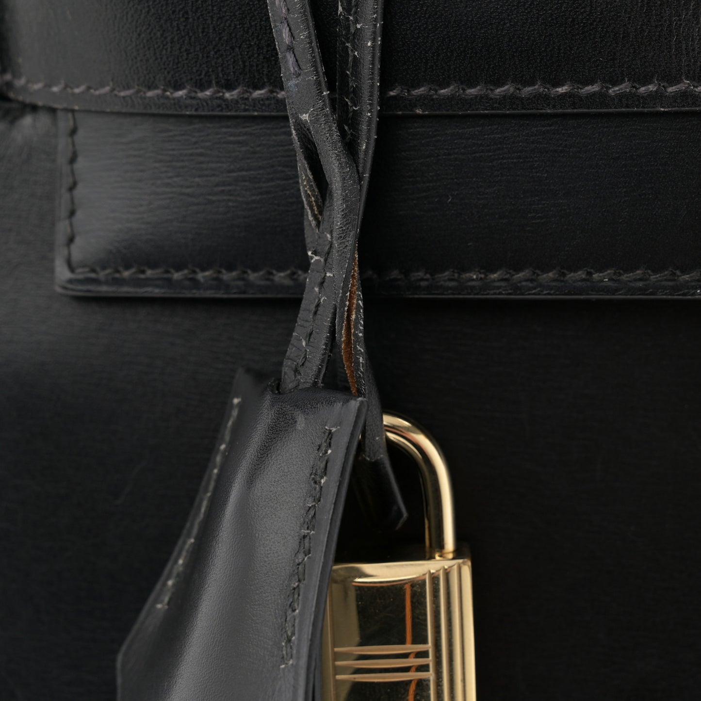 Box Kelly Sellier 28 Black