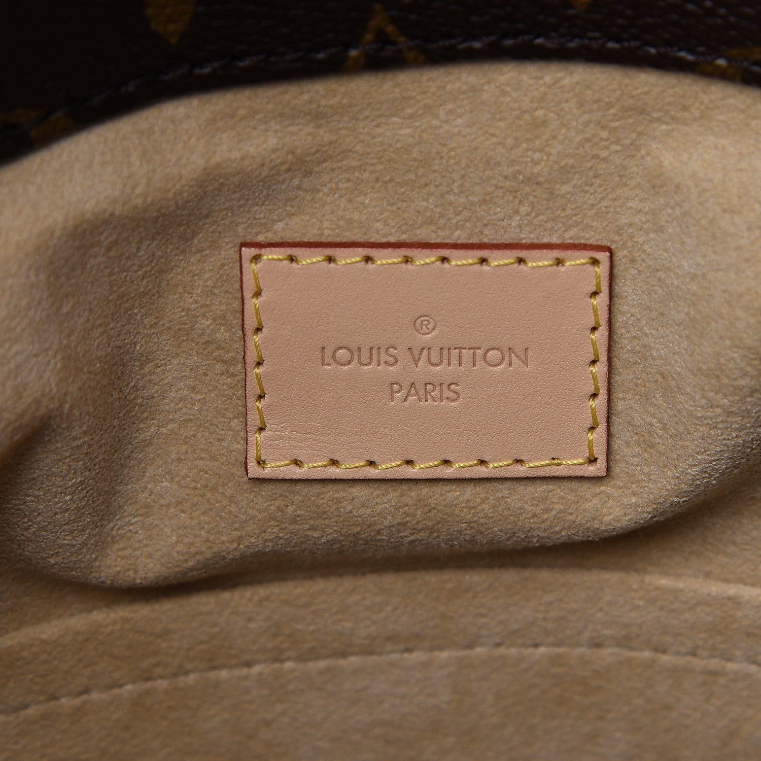 Louis Vuitton Monogram Artsy MM 6 of 11