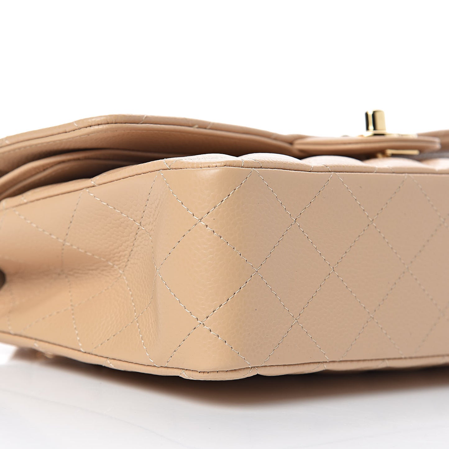 Caviar Quilted Medium Double Flap Beige Clair