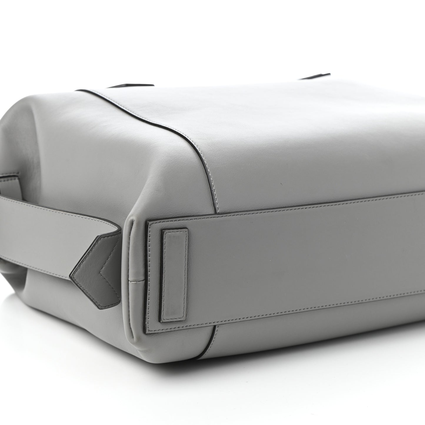 Soft Calfskin Medium Soft Antigona Pearl Grey