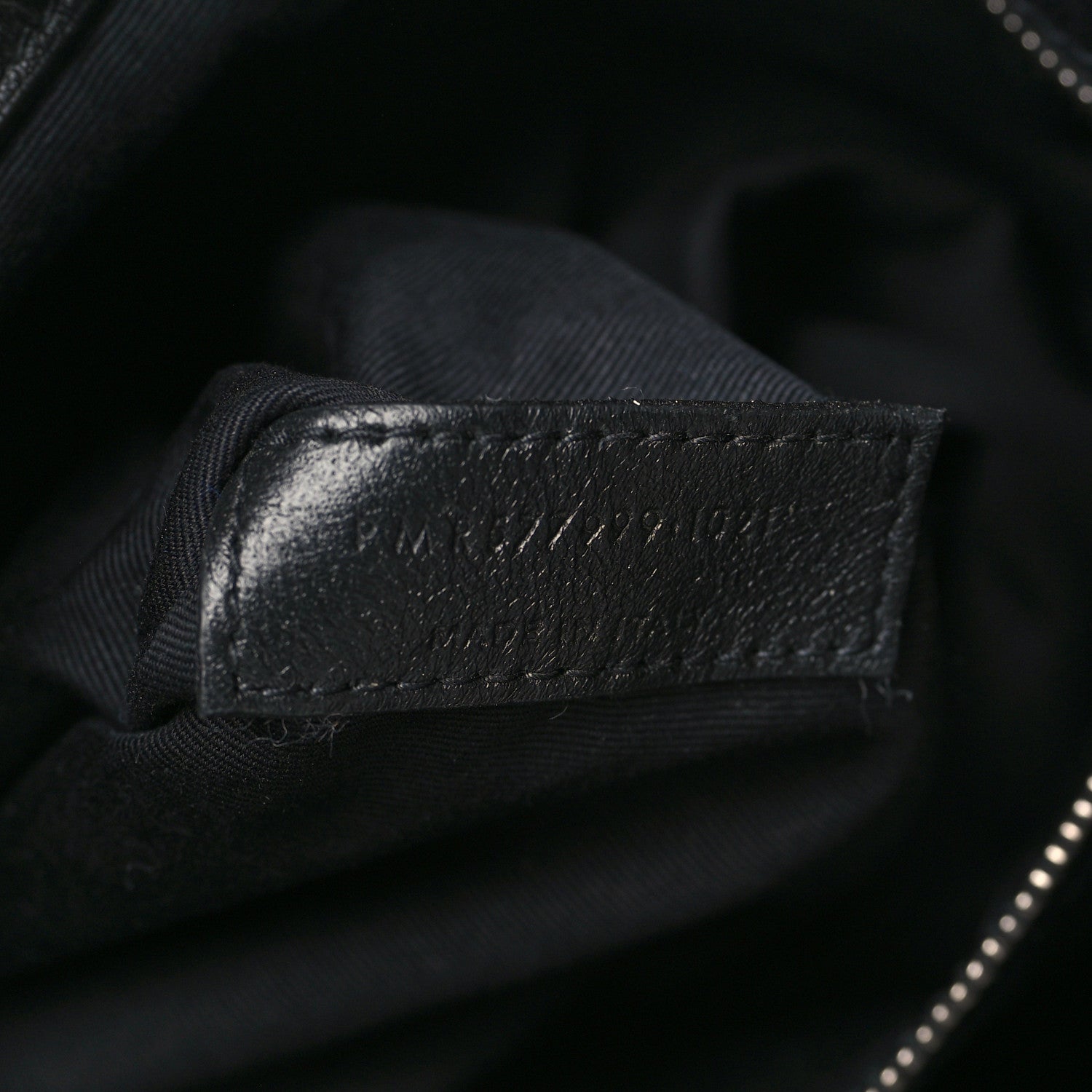 Saint Laurent Crinkled Calfskin Matelasse Monogram Medium Niki Shopper Tote Black 7 of 9