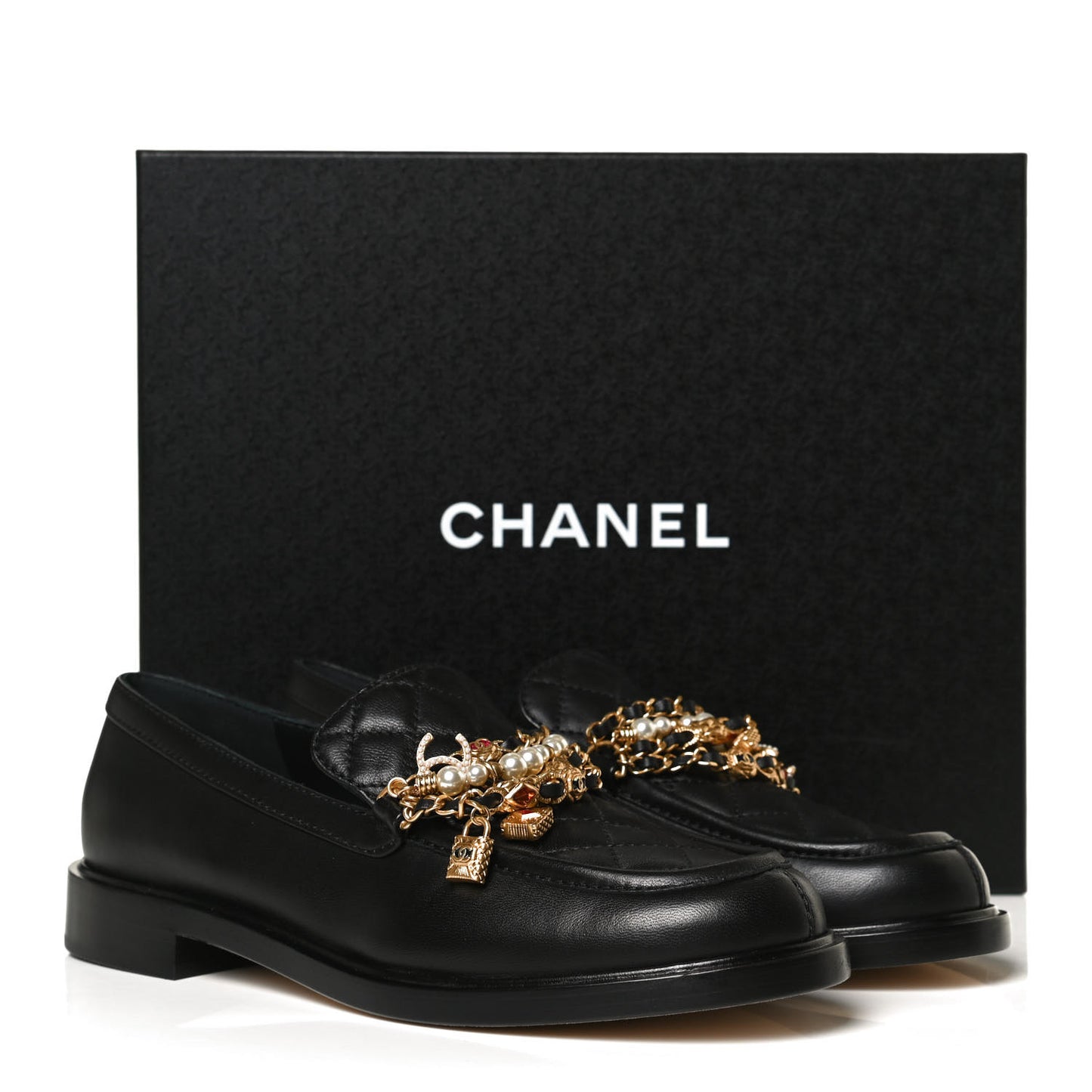 Lambskin Pearl Crystal Quilted CC Logo Jewelry Loafers 38 Black