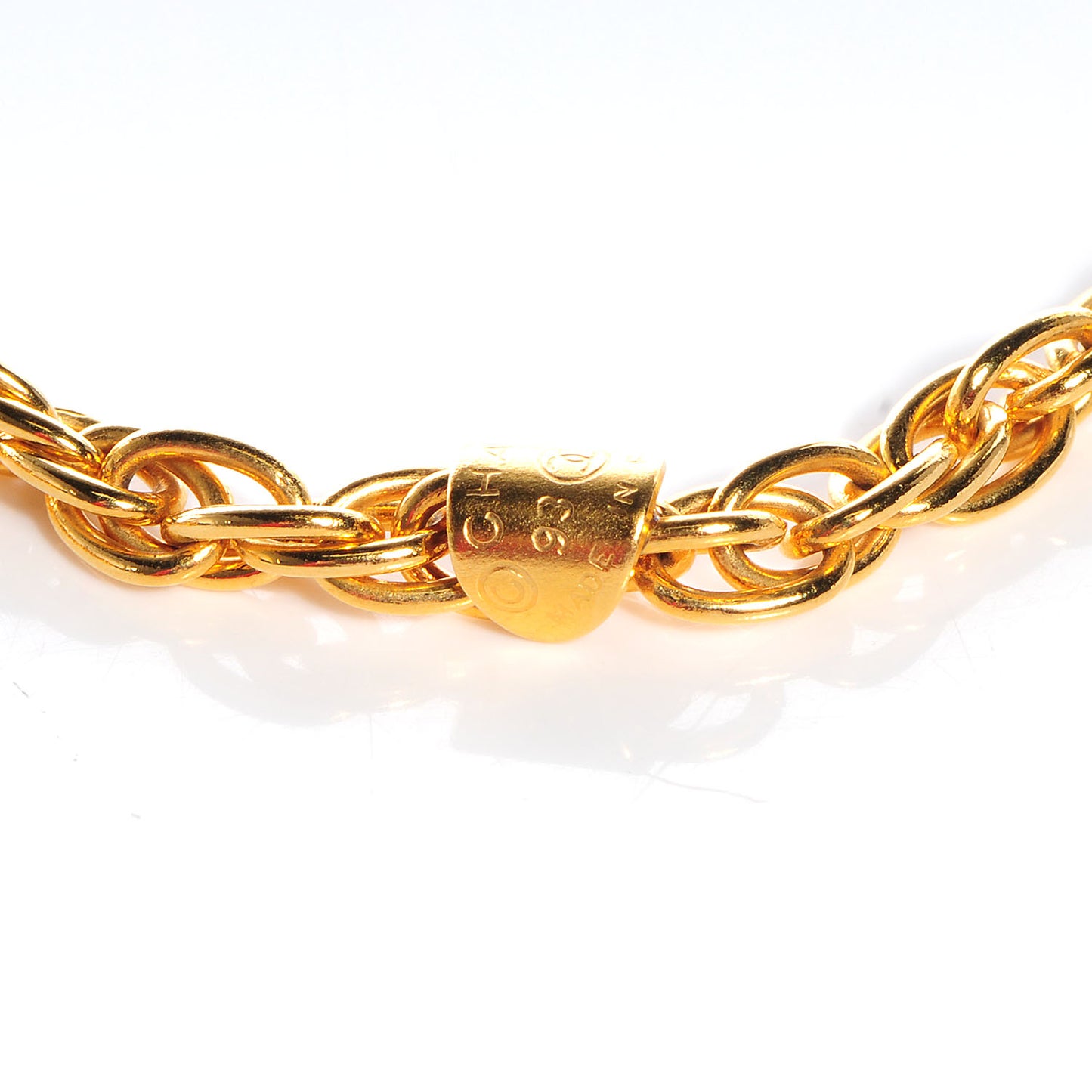 CC Chain Pendant Necklace Gold