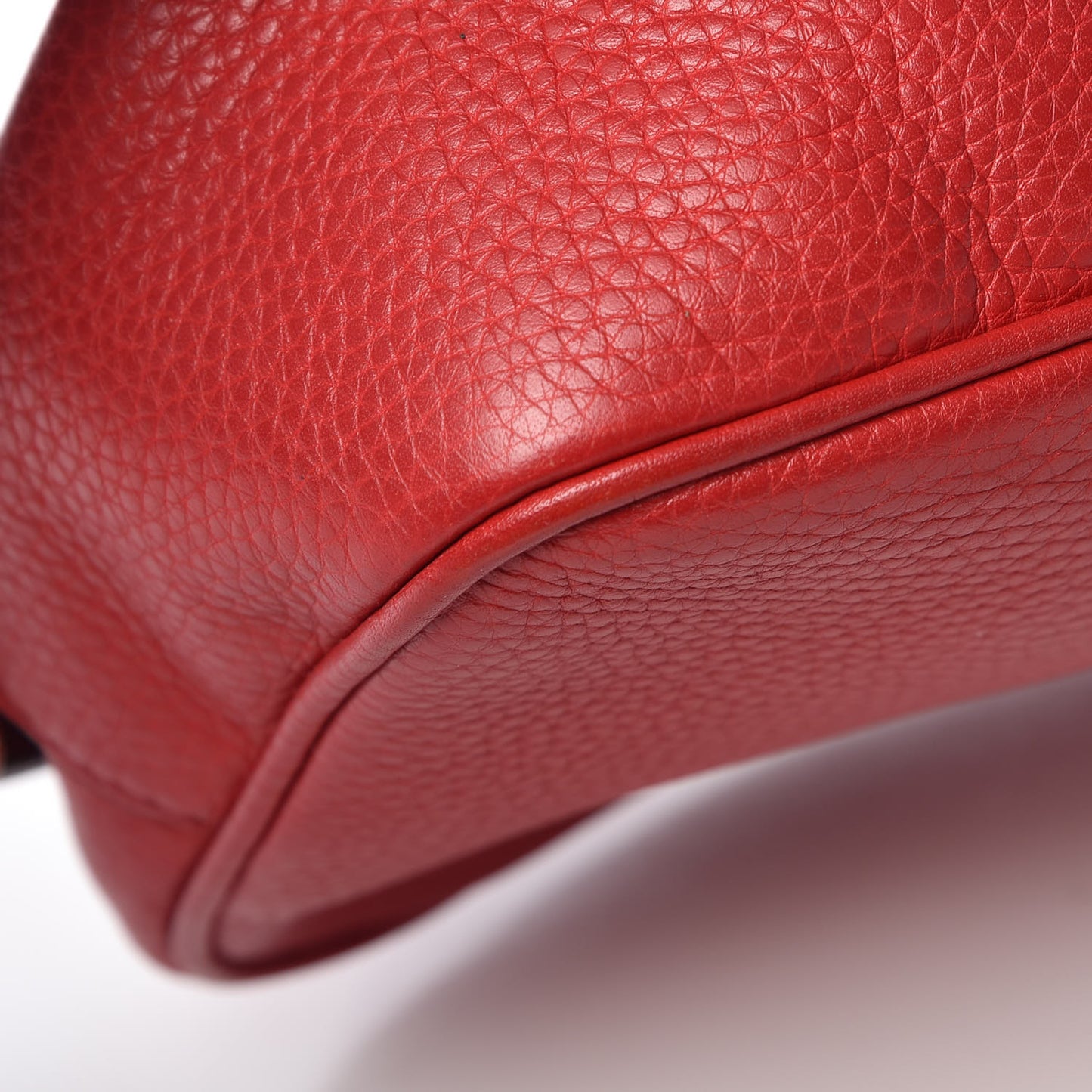 Pebbled Calfskin Small Soho Disco Bag Tabasco Red