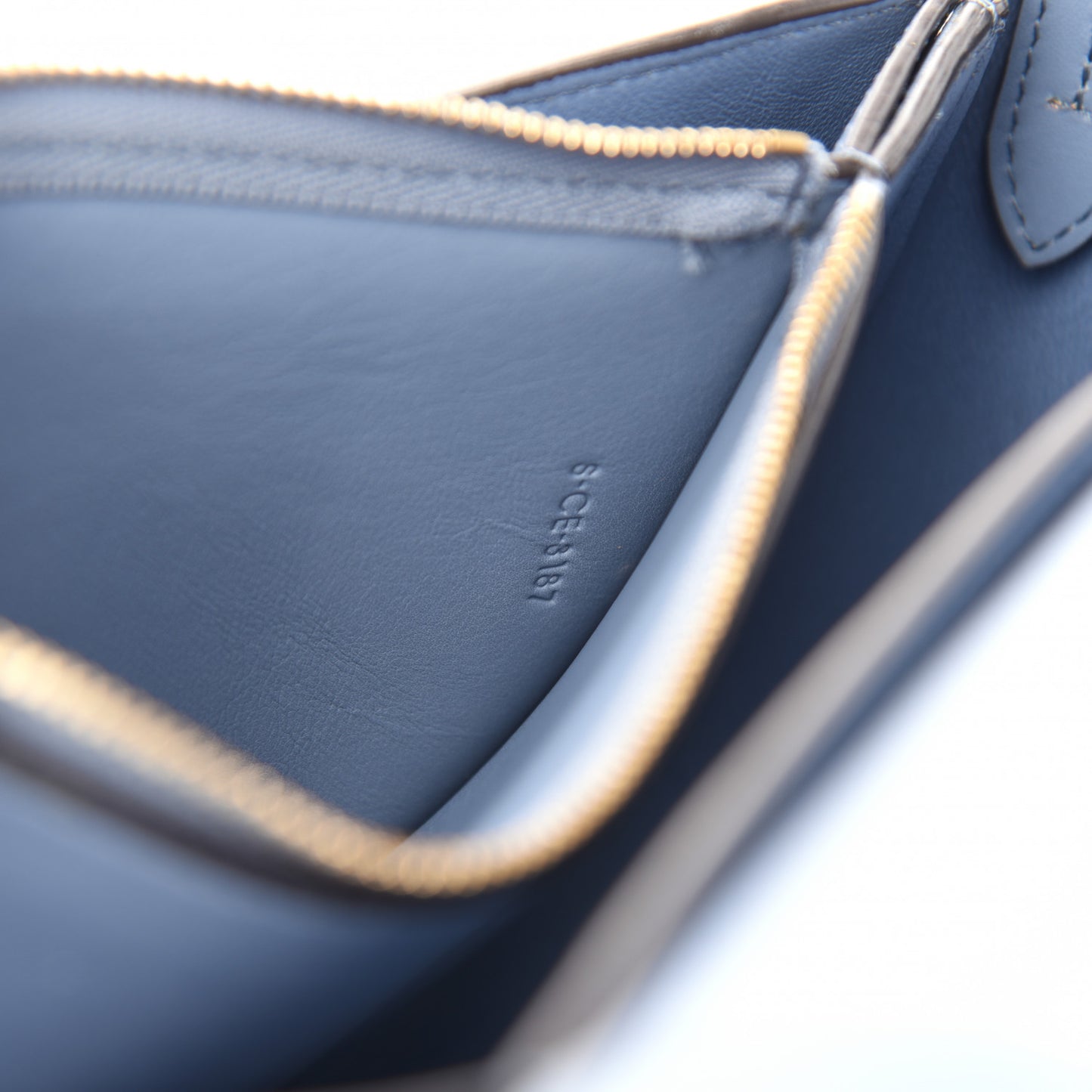Shiny Smooth Calfskin Medium Frame Shoulder Bag