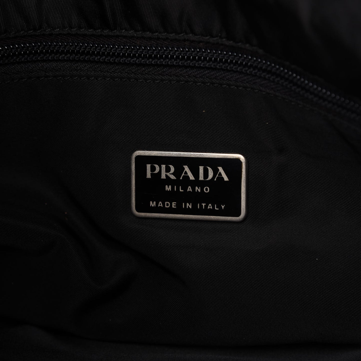 Nylon Flat Messenger Bag Black