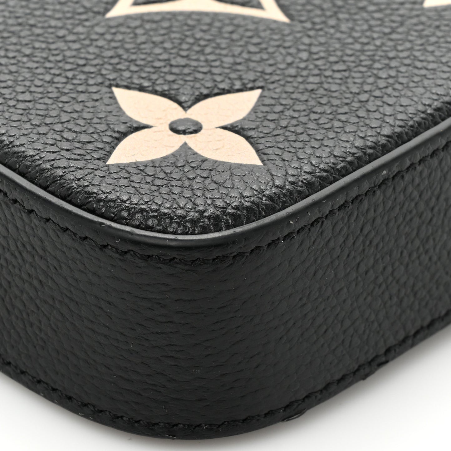 Empreinte Monogram Giant Felicie Pochette Black Beige