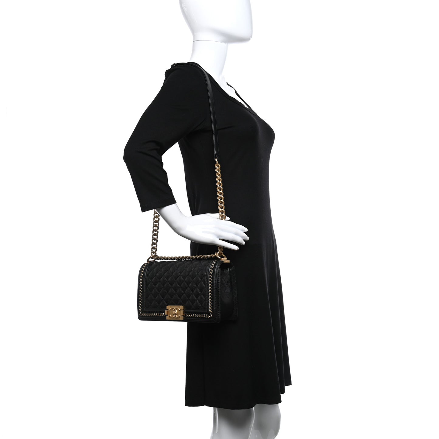 Caviar Quilted Medium Chain Around Boy Flap Black