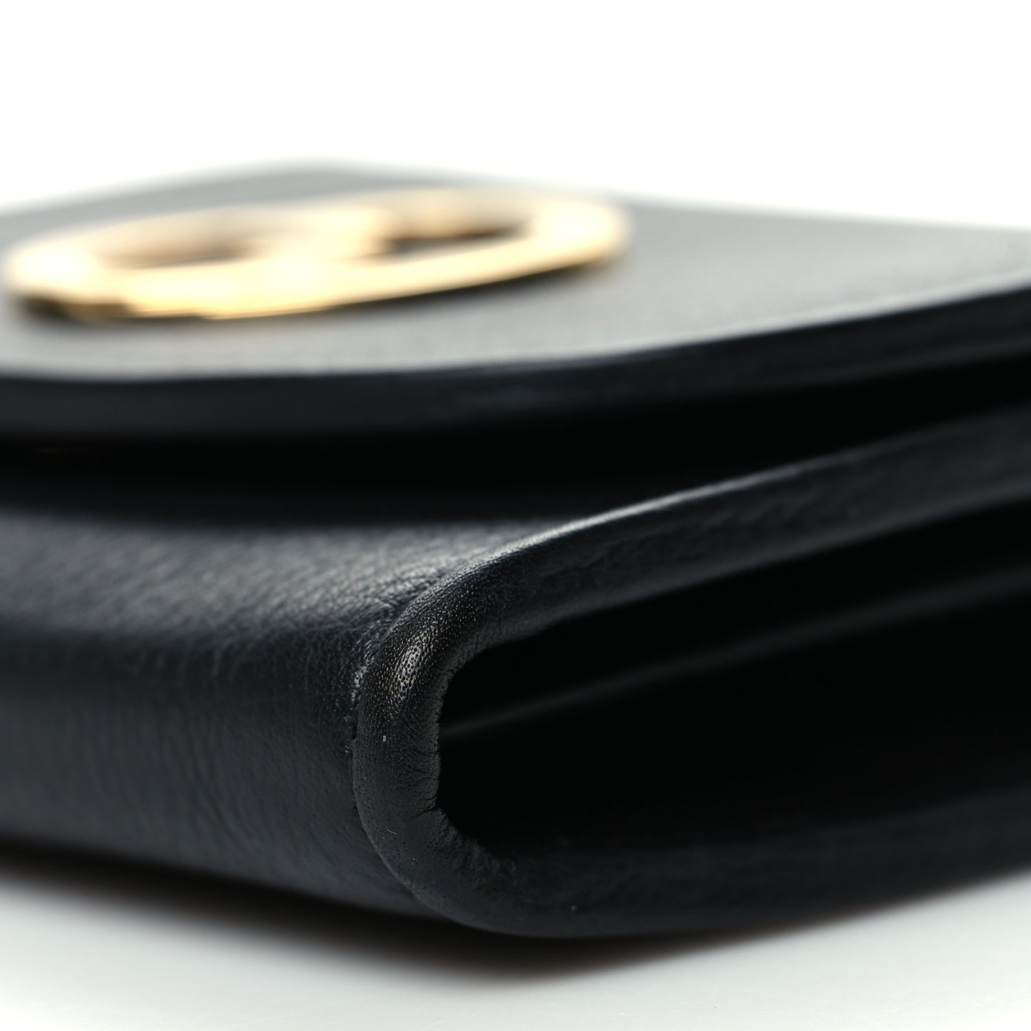 Roxy Calfskin Medium Blondie Chain Wallet Black