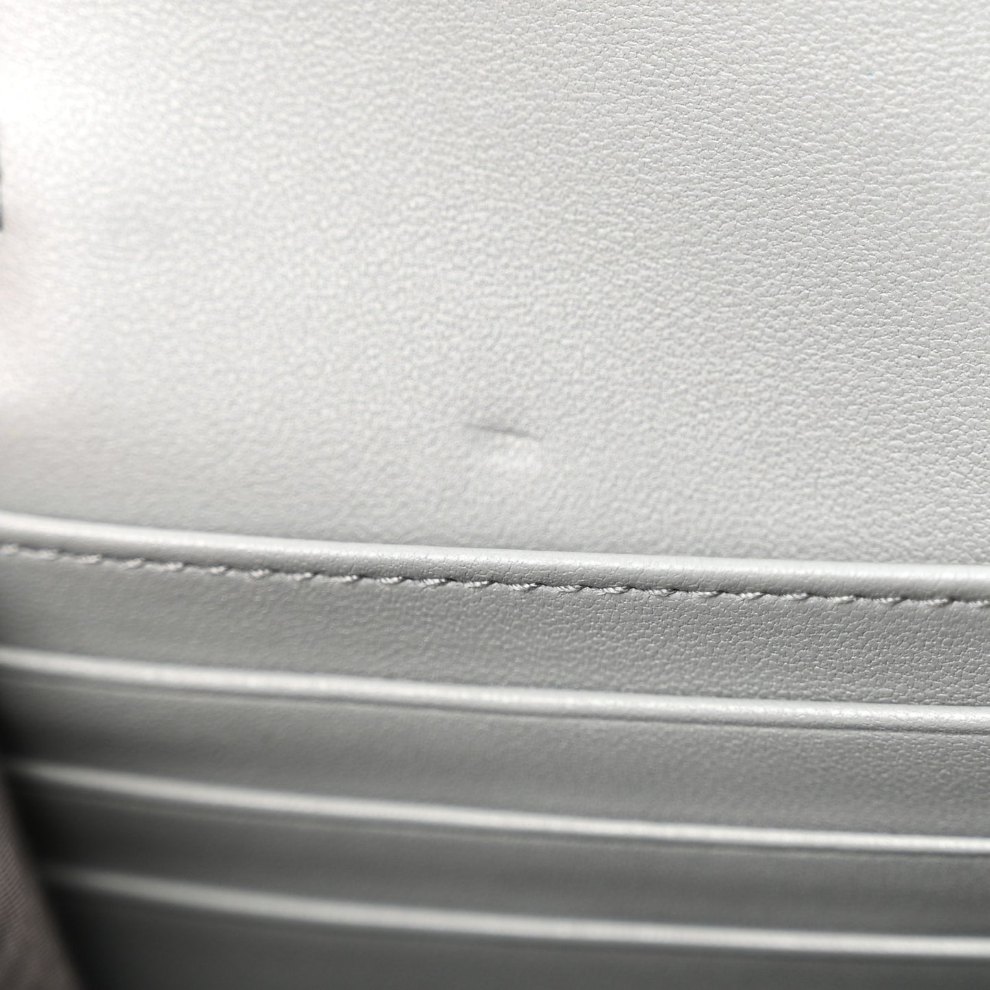 Grained Calfskin Saddle Chain Wallet Pouch Grey Stone
