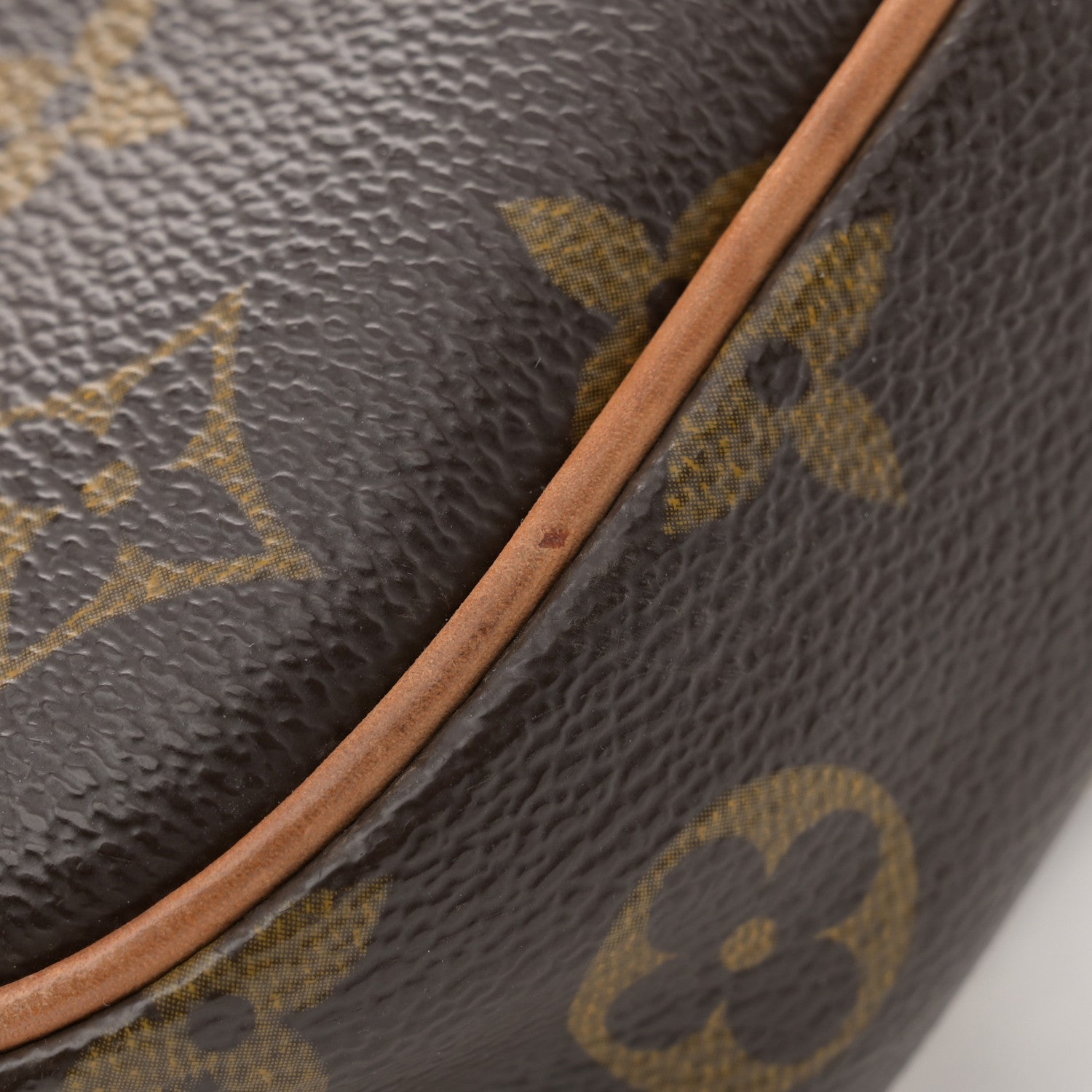 Louis Vuitton Monogram Pochette Gange 11 of 12