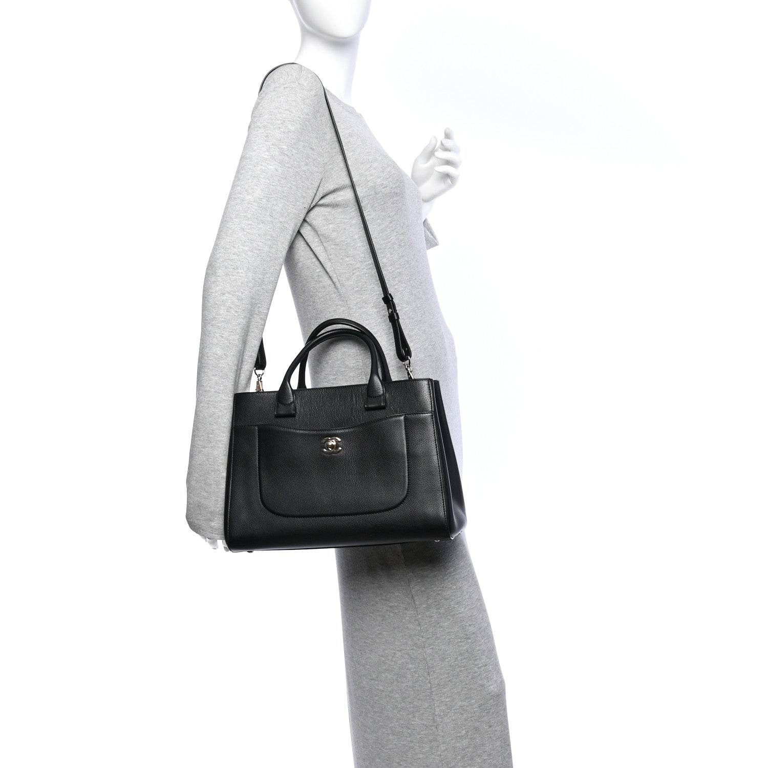 Chanel Grained Calfskin Small Neo Executive Shopper Tote Black 2 of 11