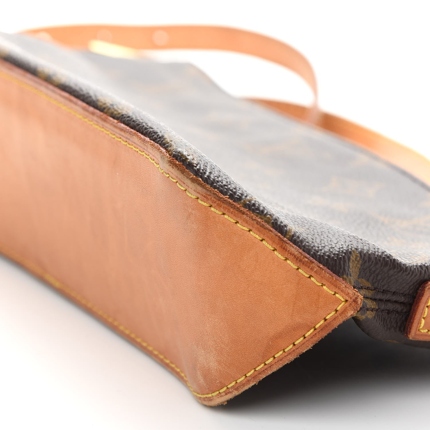 Louis Vuitton Monogram Trotteur 8 of 8