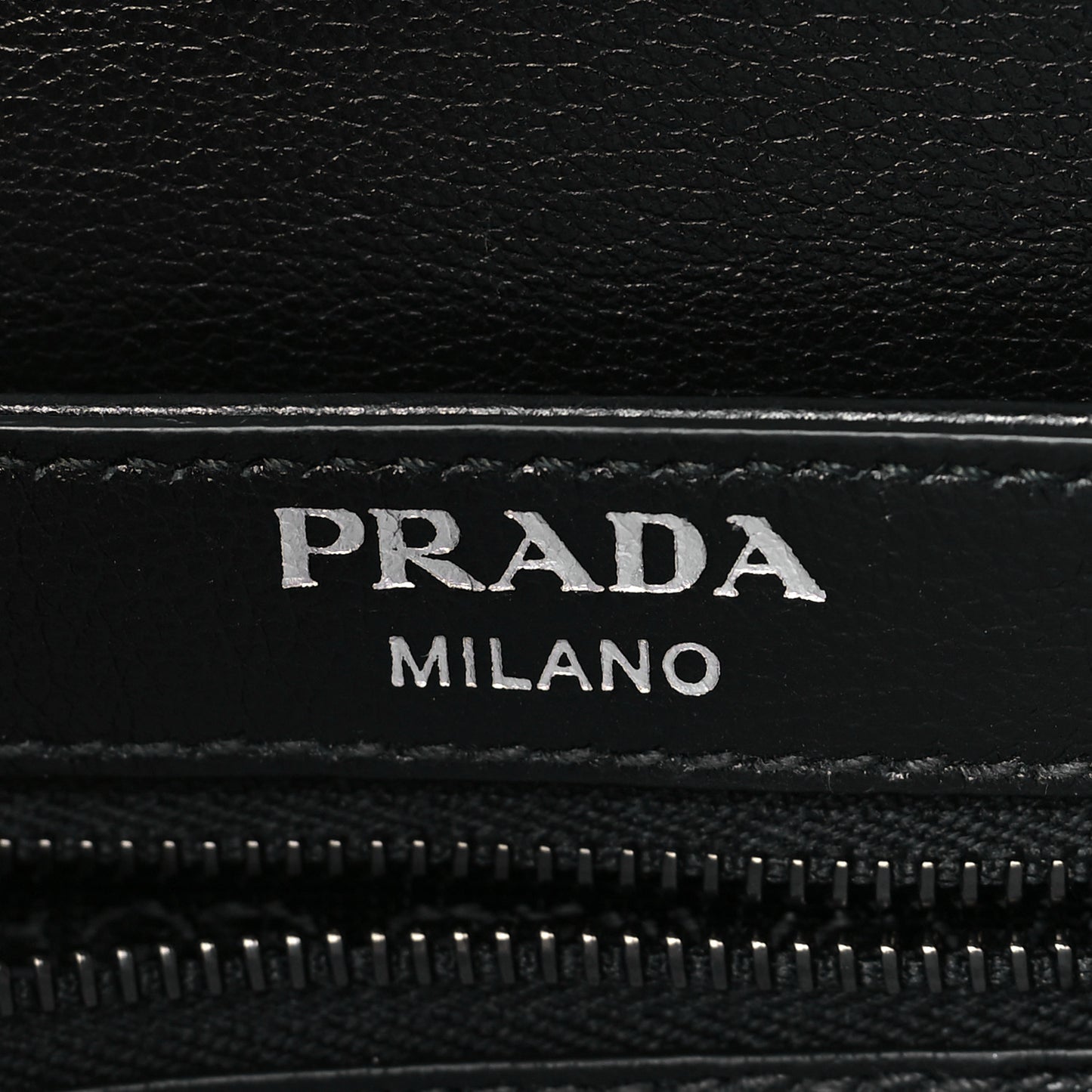 Vitello Studded Crossbody White Black