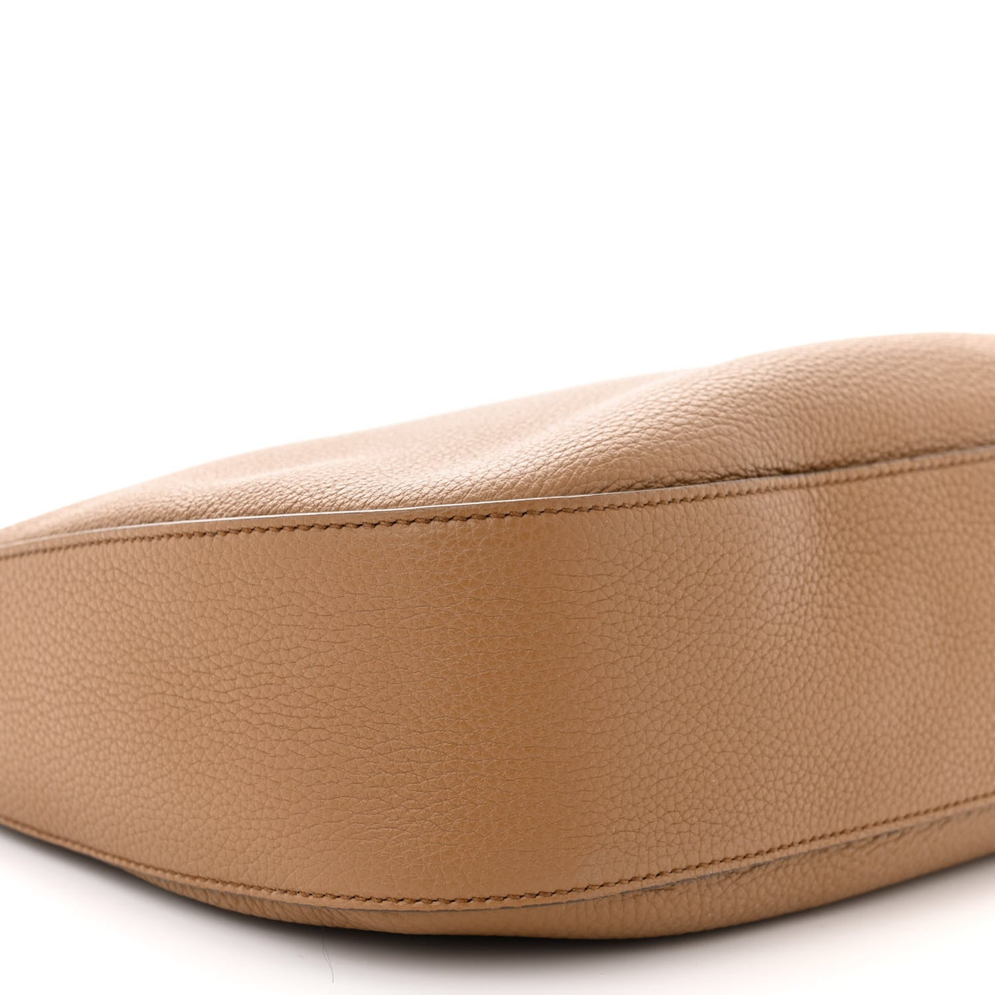 Vitello Daino Soft Large Zippered Messenger Hobo Caramel